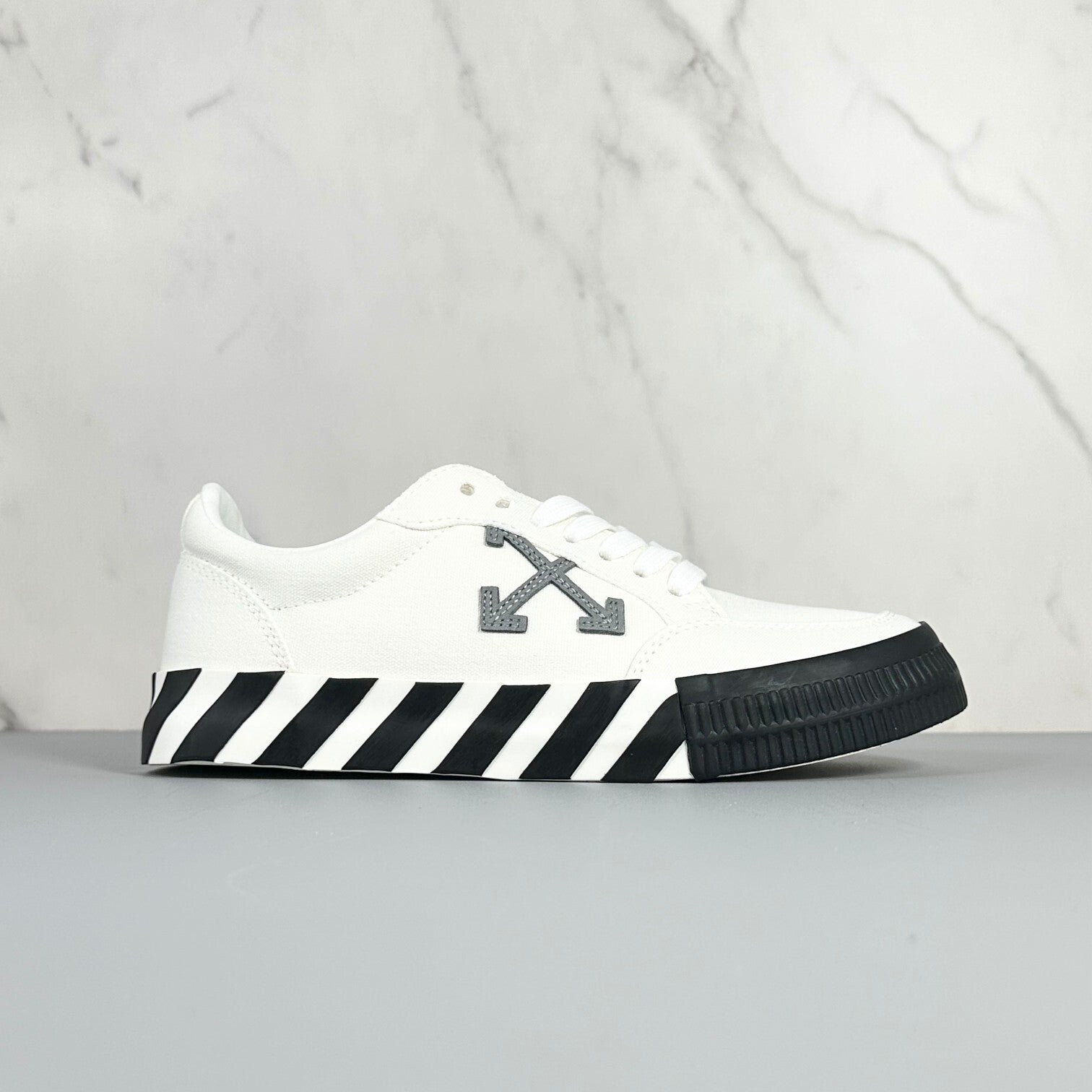 Off White Low Vulcanized