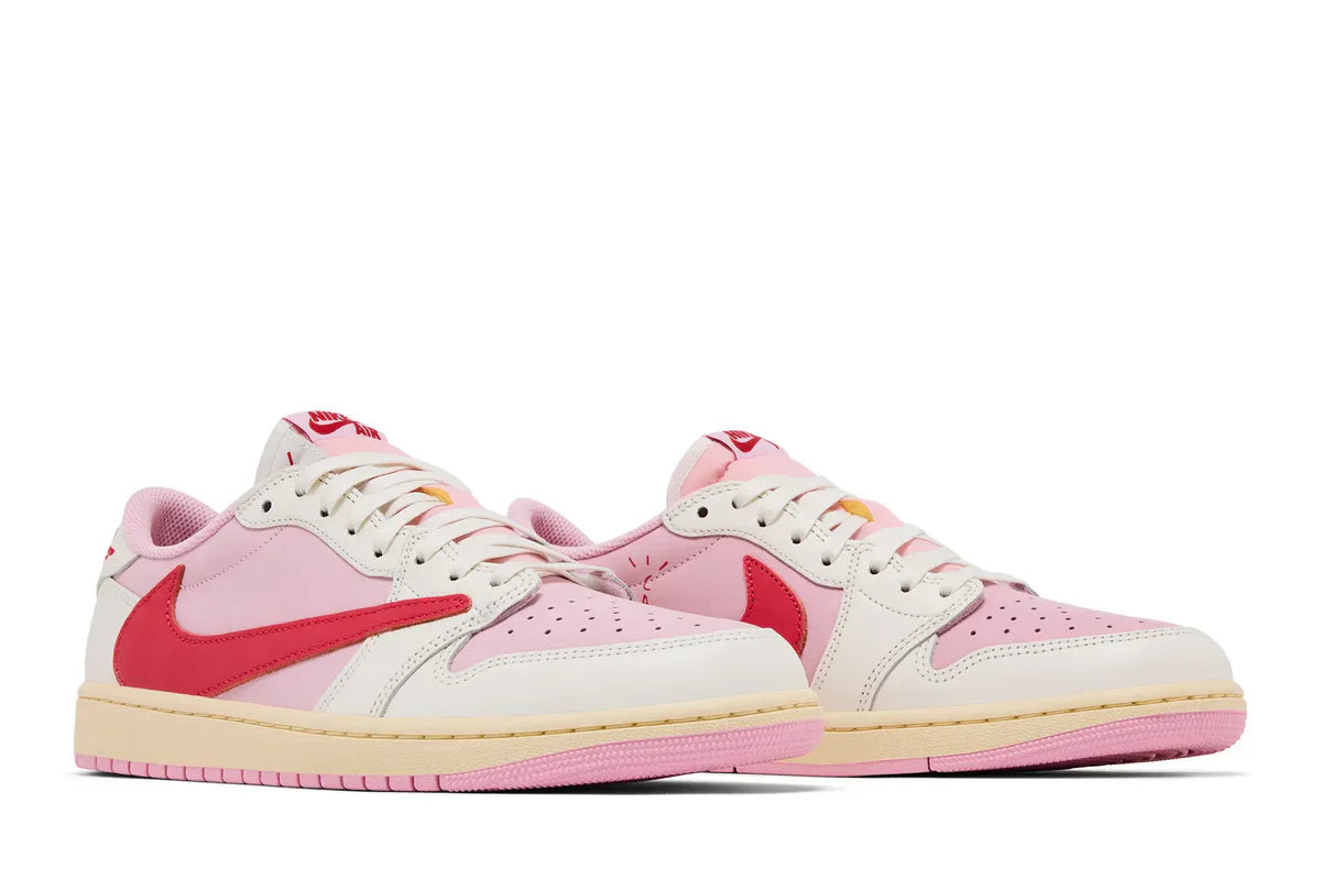 NIKE AIR JORDAN 1 LOW x TRAVIS SCOTT ‘SHY PINK’