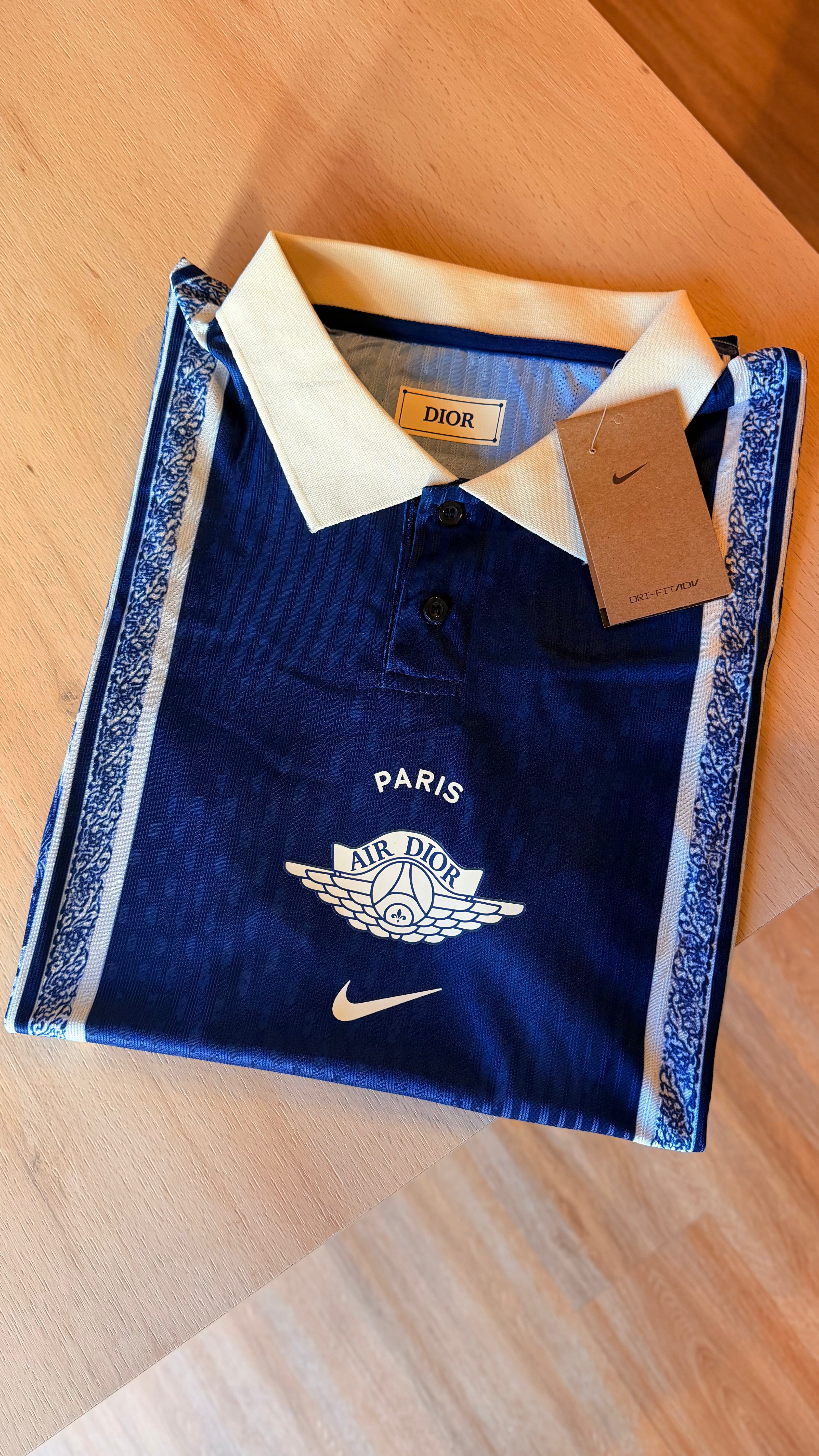 Camiseta PSG x NIKE x DIOR 'Especial Edition'