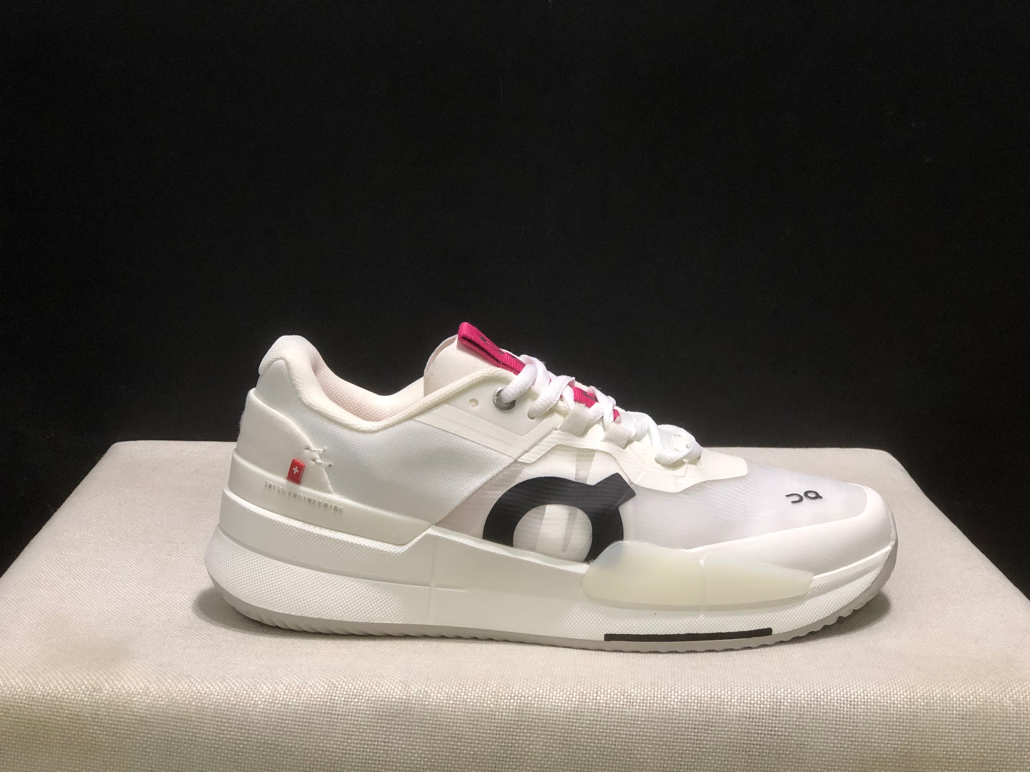 ON RUNNING x ROGER FEDERER ‘ON THE ROGER’