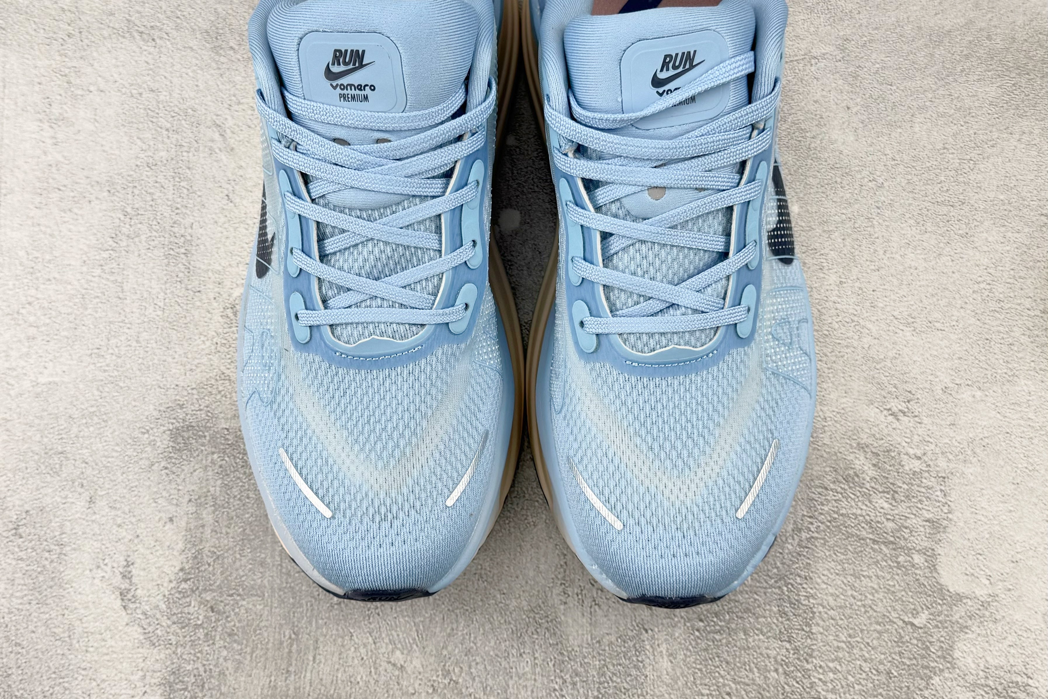 Nike 'Vomero Premium'
