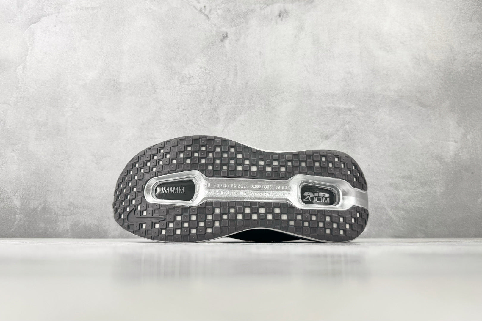 Nike 'Vomero Premium'