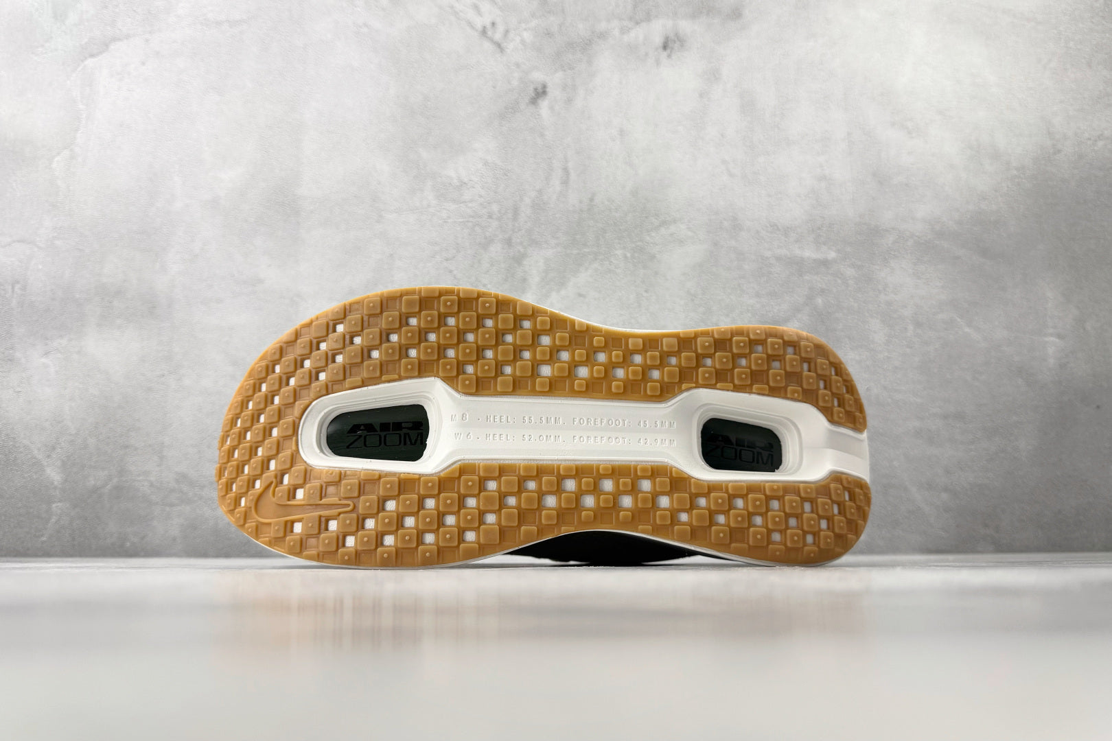 Nike 'Vomero Premium'