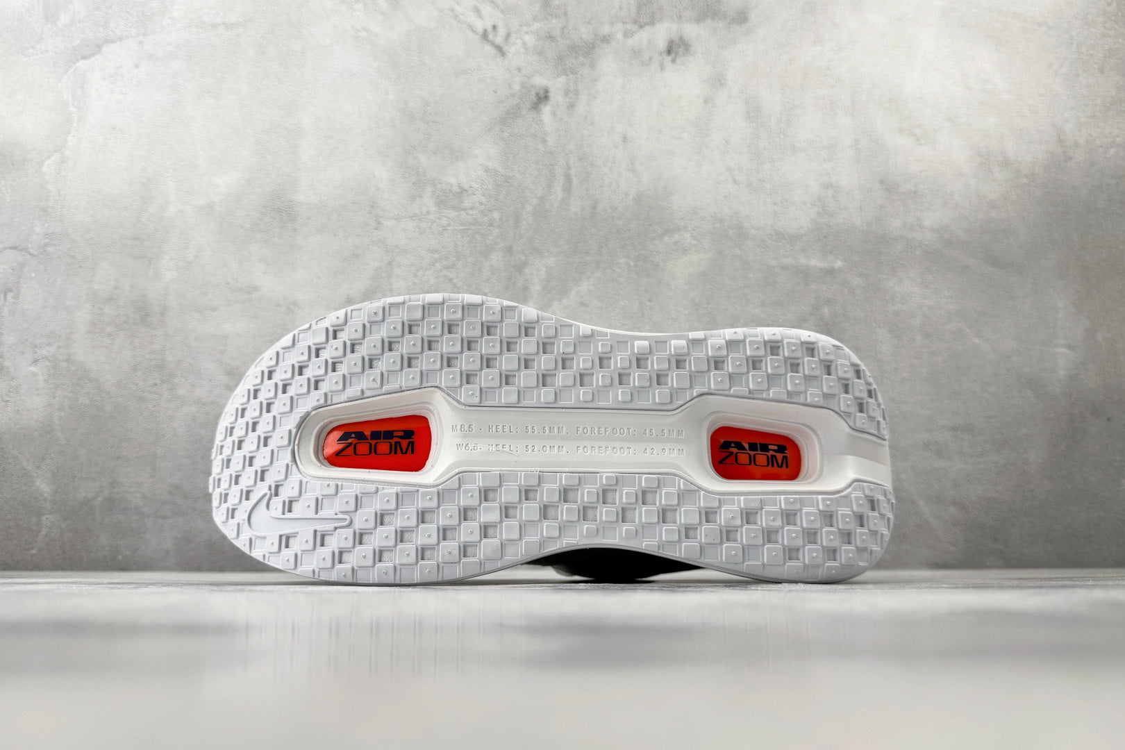 Nike 'Vomero Premium'