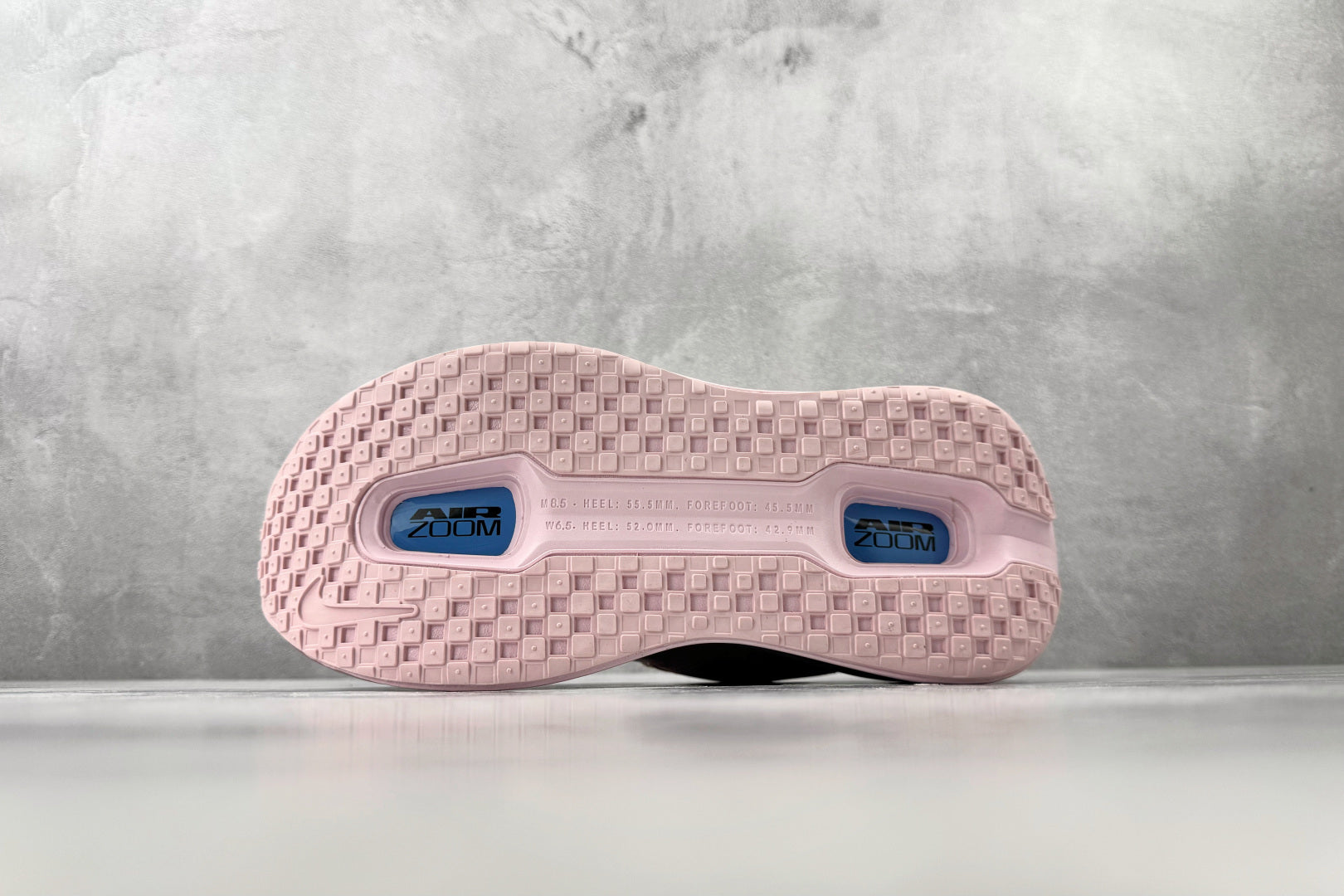 Nike 'Vomero Premium'