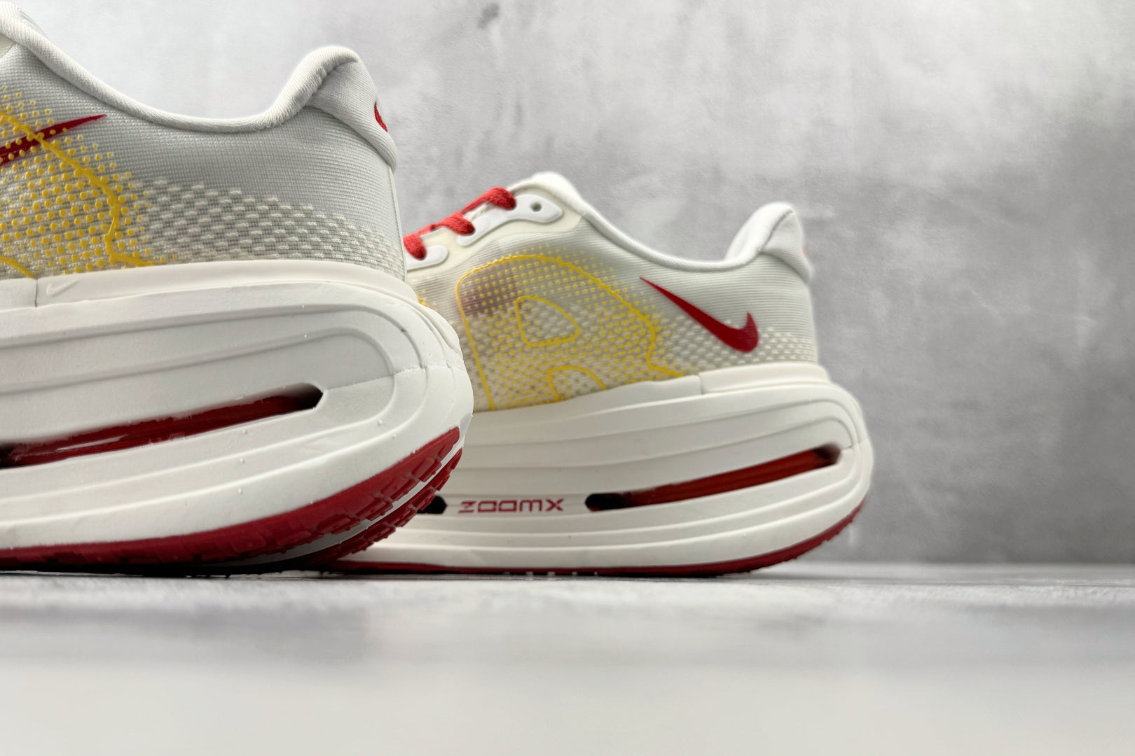 Nike 'Vomero Premium'