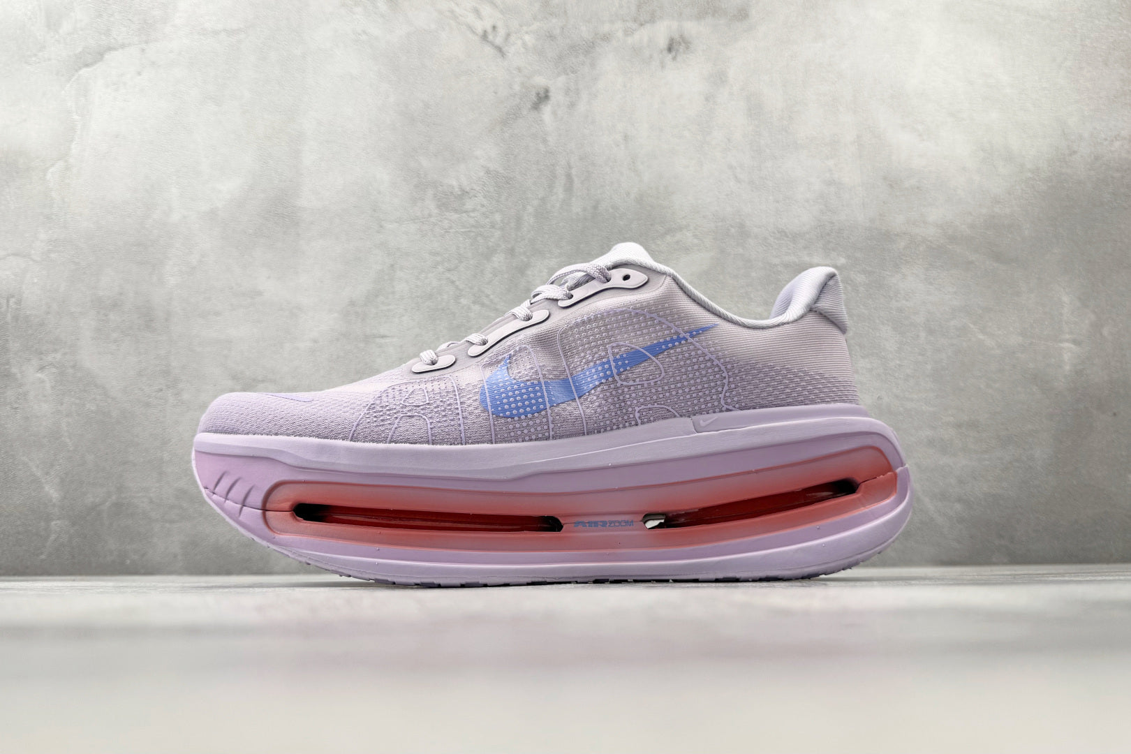 Nike 'Vomero Premium'