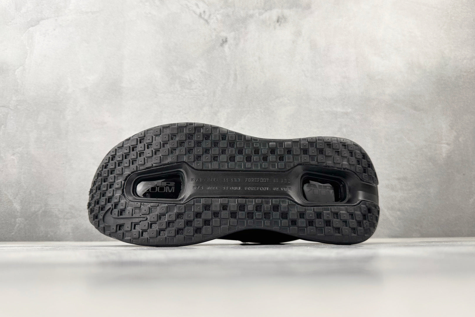Nike 'Vomero Premium'