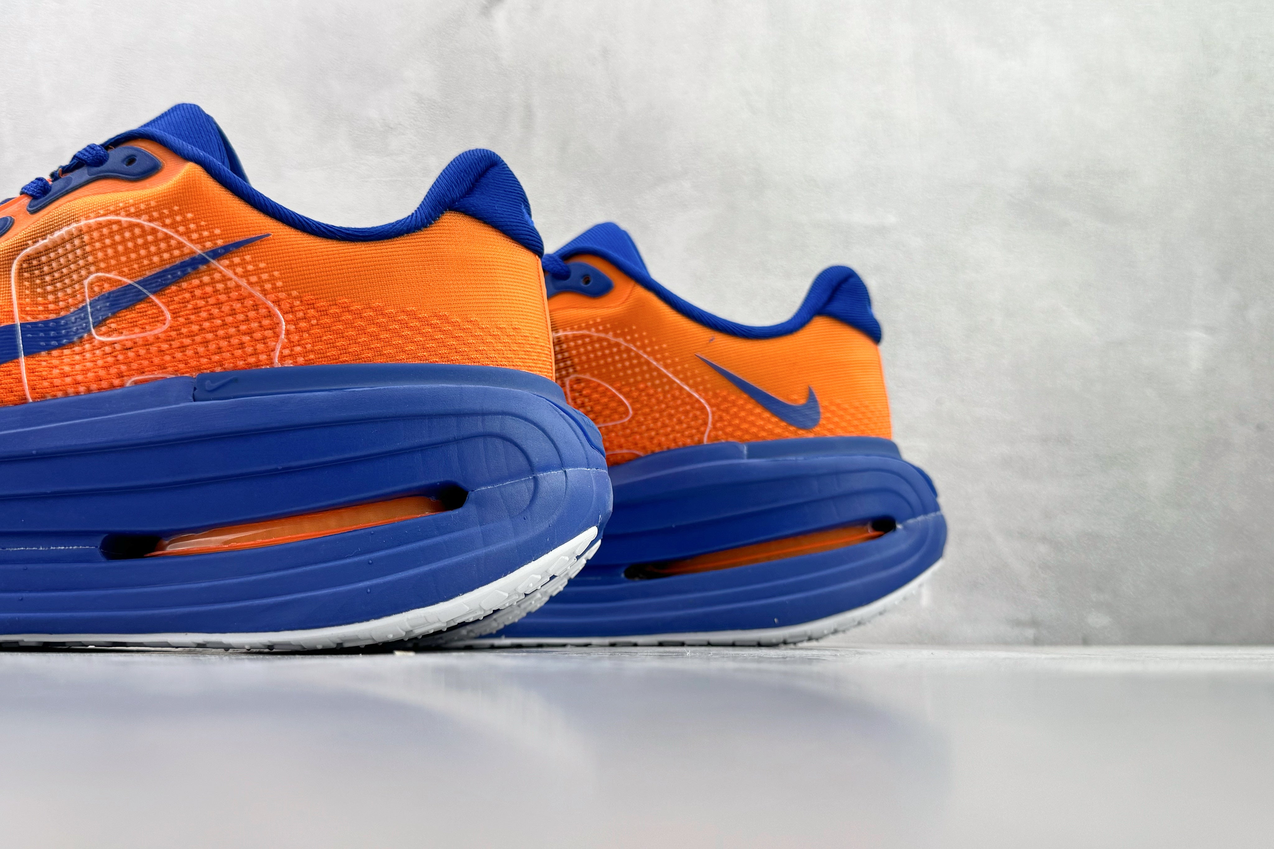 Nike 'Vomero Premium'