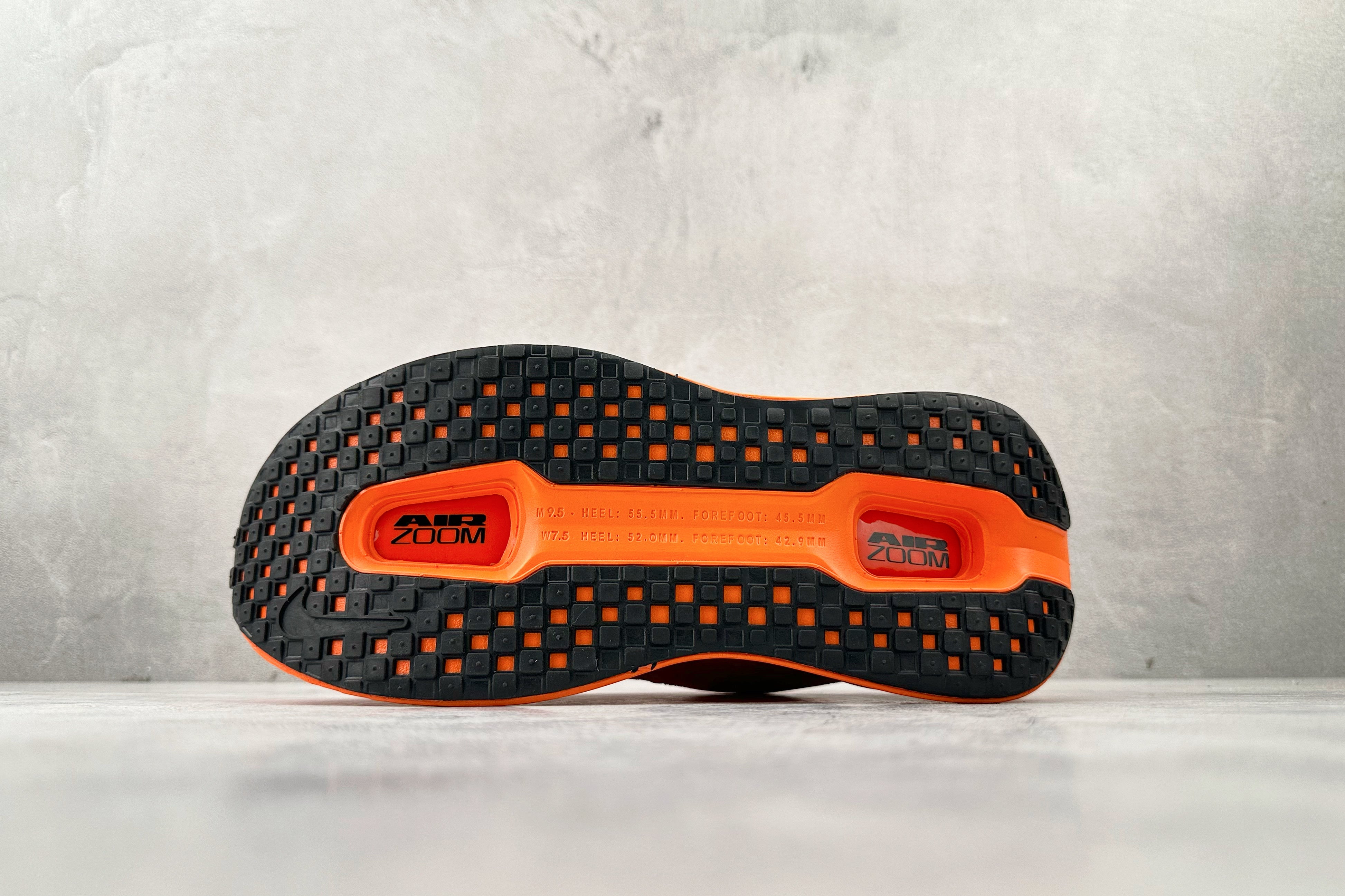 Nike 'Vomero Premium'