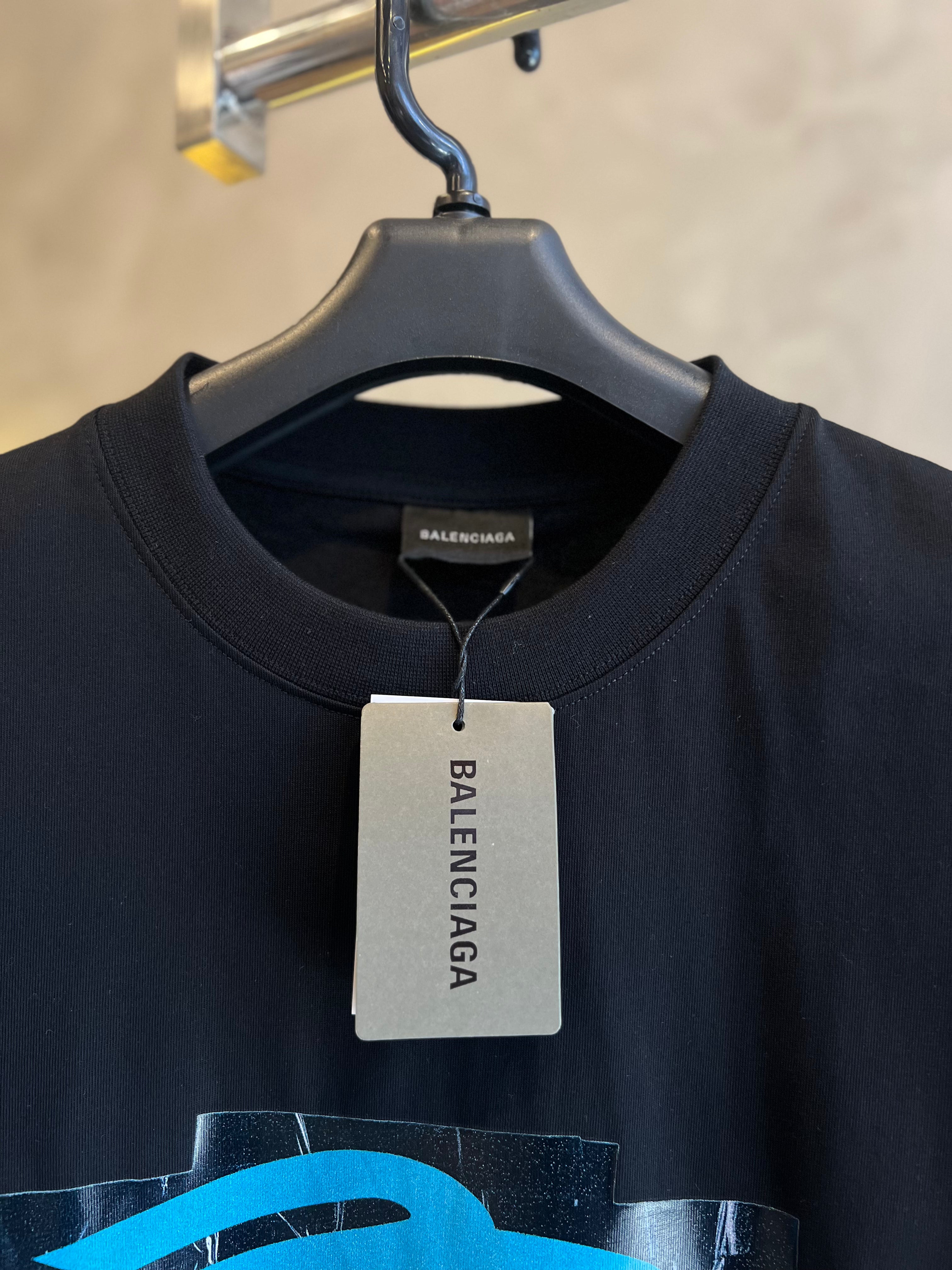 Camiseta BALENCIAGA (Oversized)