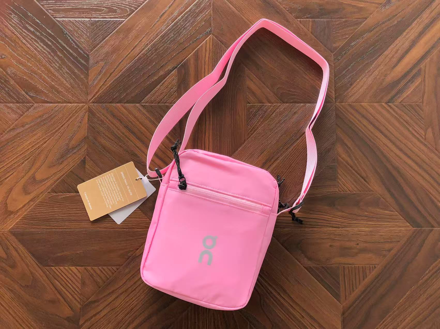 BAG ON RUNNING