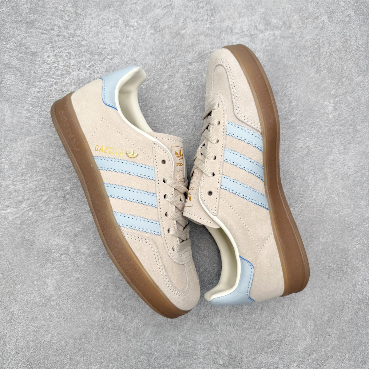 Adidas 'Gazelle' Beige / Light Blue / Gum