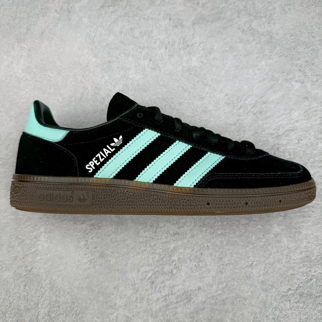 Adidas Handball Spezial preto com detalhes verde água - vista lateral