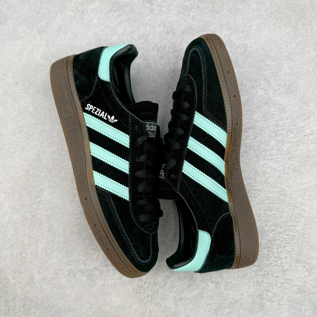 Adidas Handball Spezial preto com detalhes verde água - par de tênis