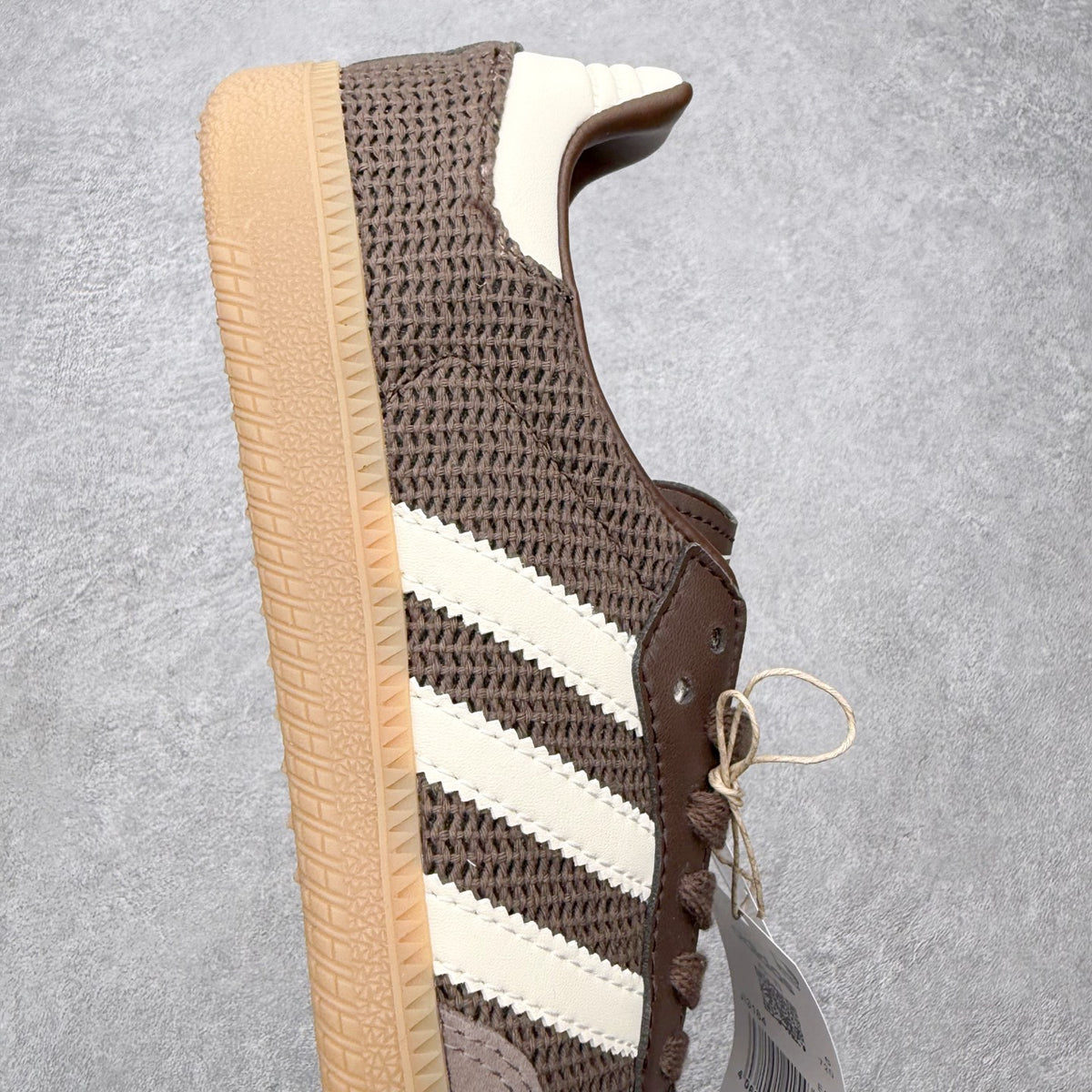 Adidas Samba OG Earth Strata Wonder White Magic Beige detalhe