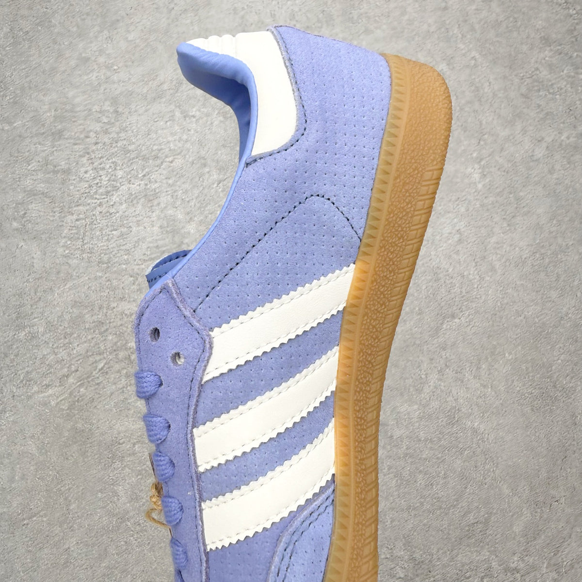 Adidas Samba OG Silver Dawn detalhe