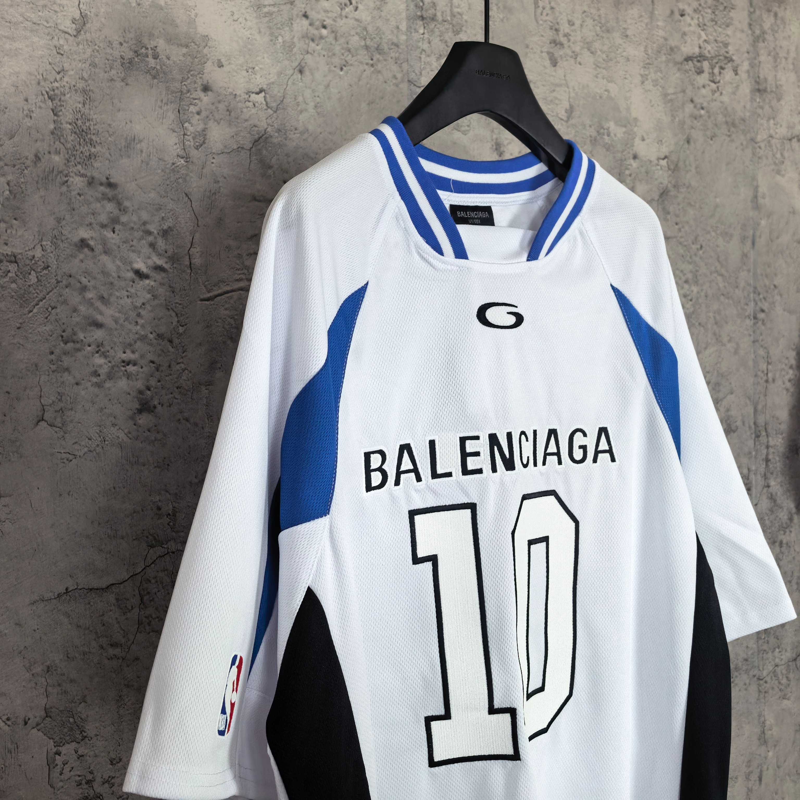 Camiseta BALENCIAGA x NBA (Oversized)