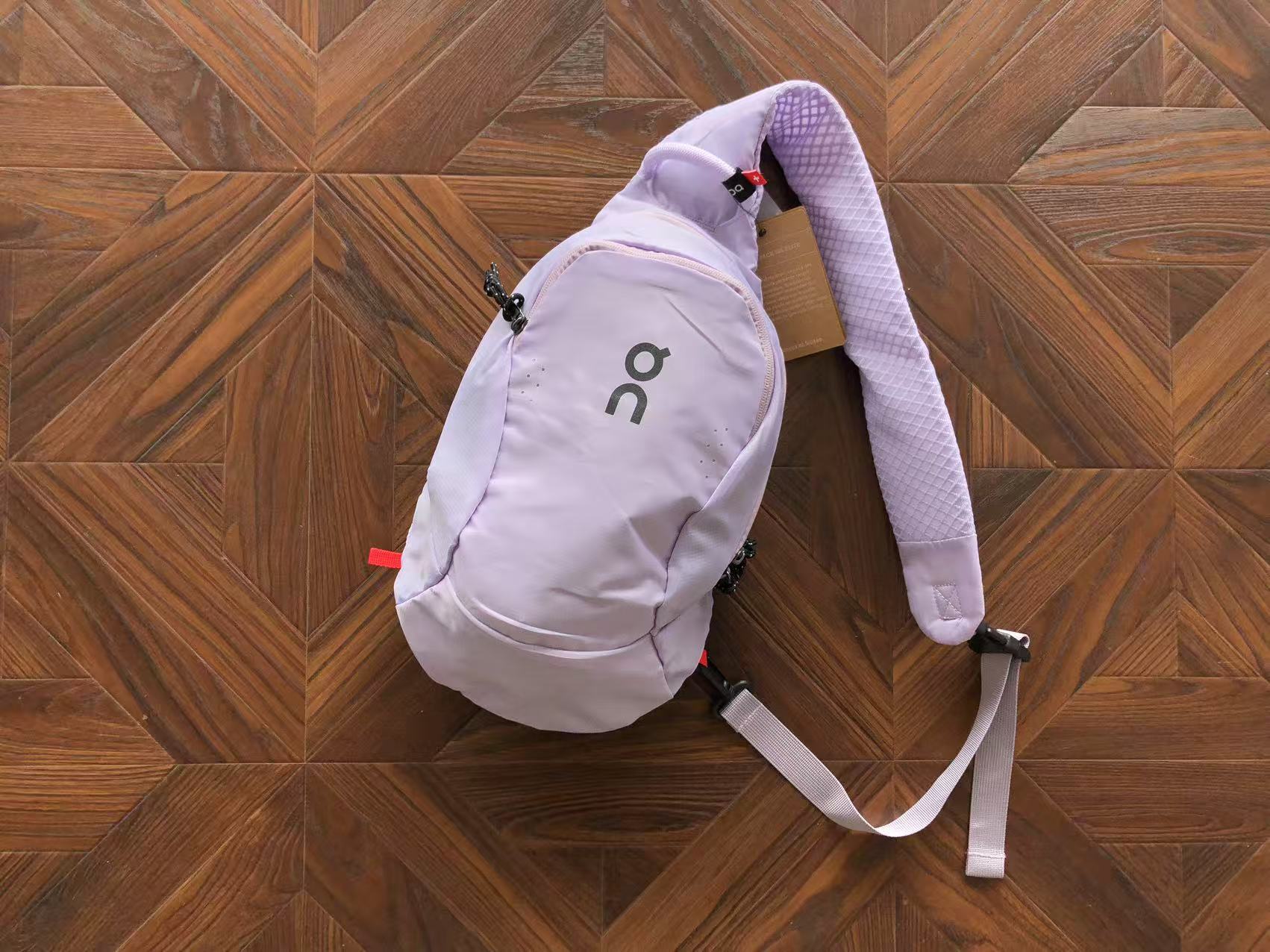 BAG ON RUNNING