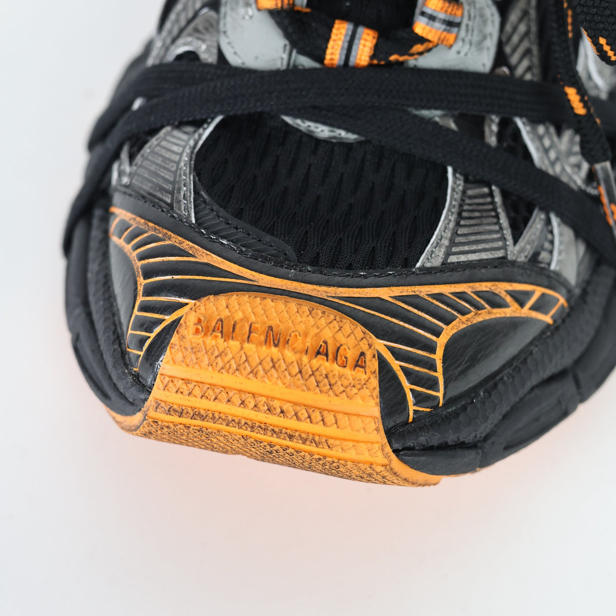 Balenciaga 3XL Extreme Lace - detalhe frontal
