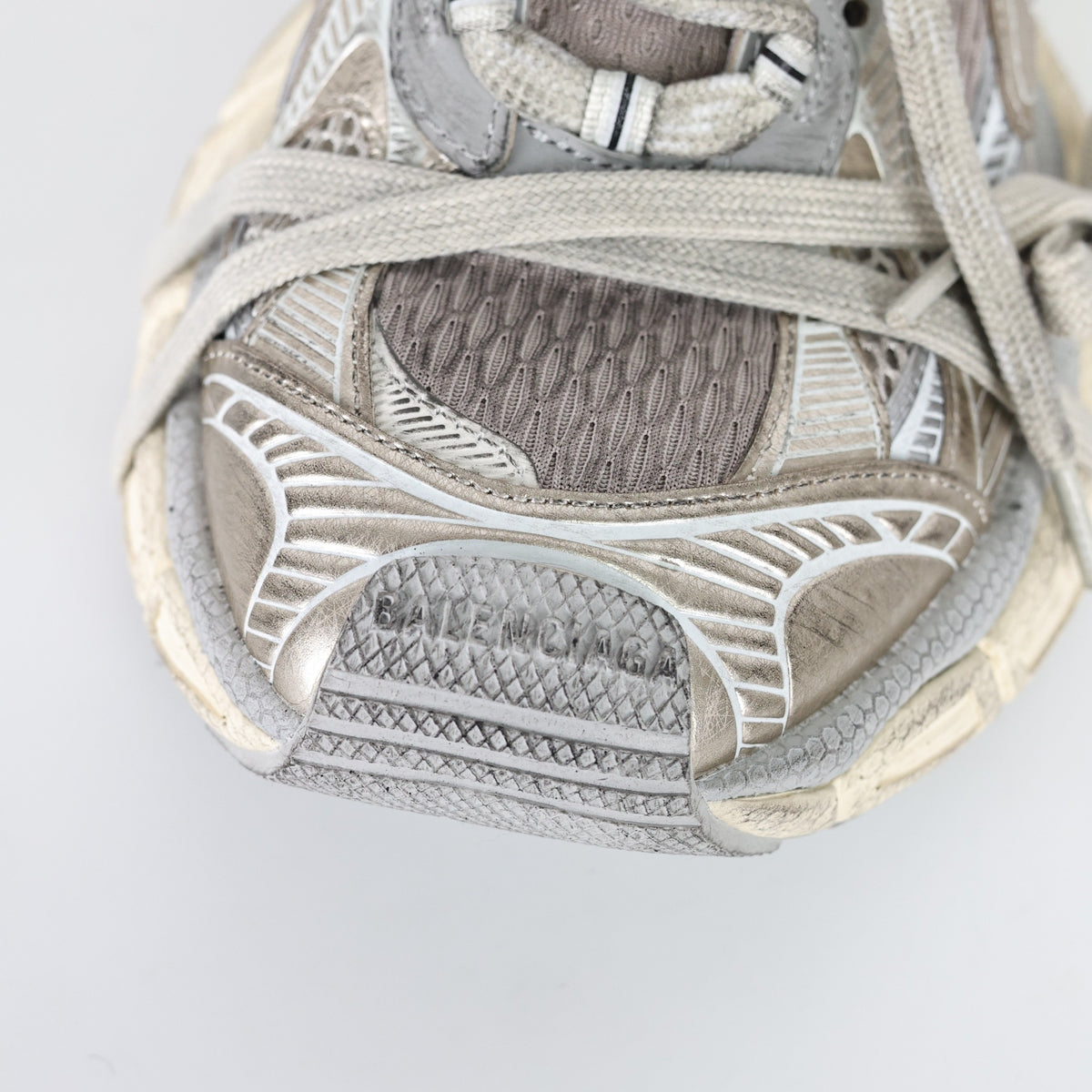 Balenciaga 3XL Extreme Lace - detalhe frontal