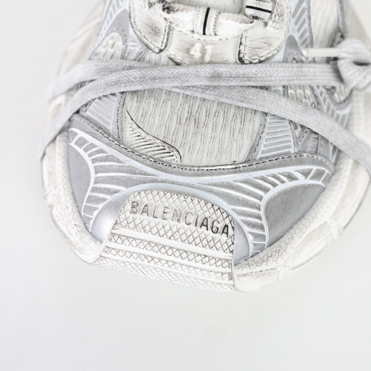 Balenciaga 3XL Extreme Lace - detalhe