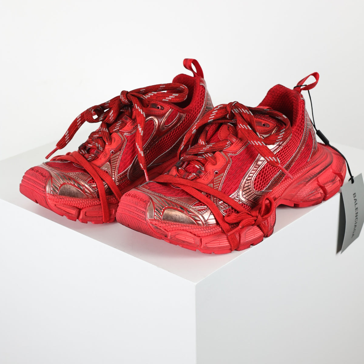 Balenciaga 3XL Extreme Lace vermelho - vista principal do par