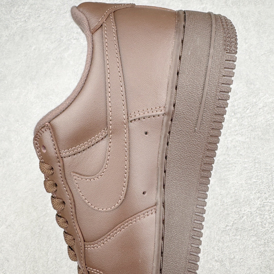 SUPREME x NIKE AIR FORCE 1 LOW BOX LOGO BAROQUE BROWN - lateral