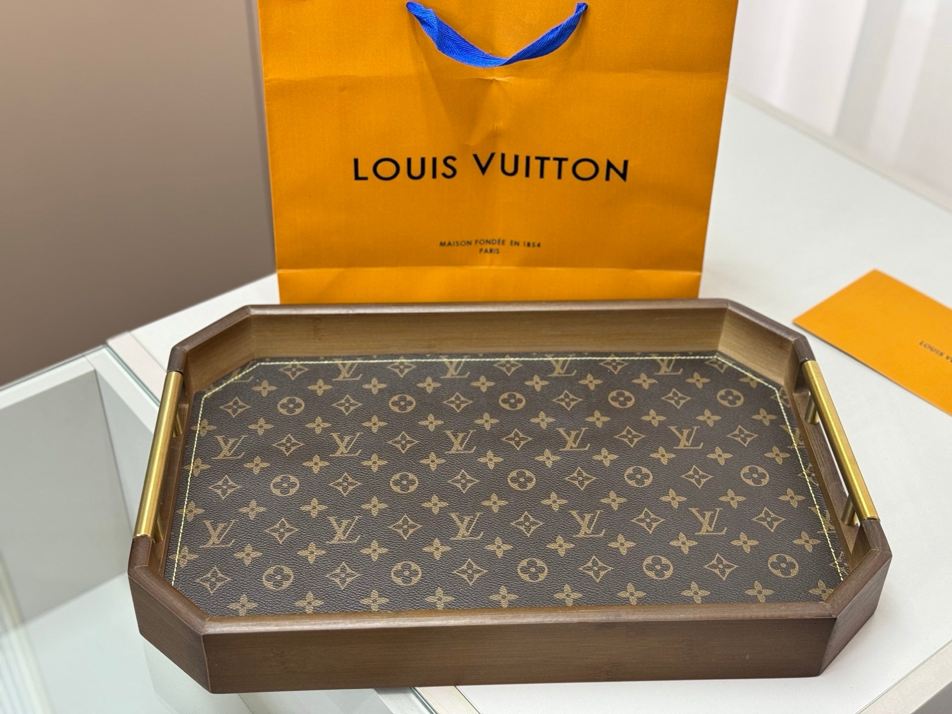 Bandeja LOUIS VUITTON 'Monogram'