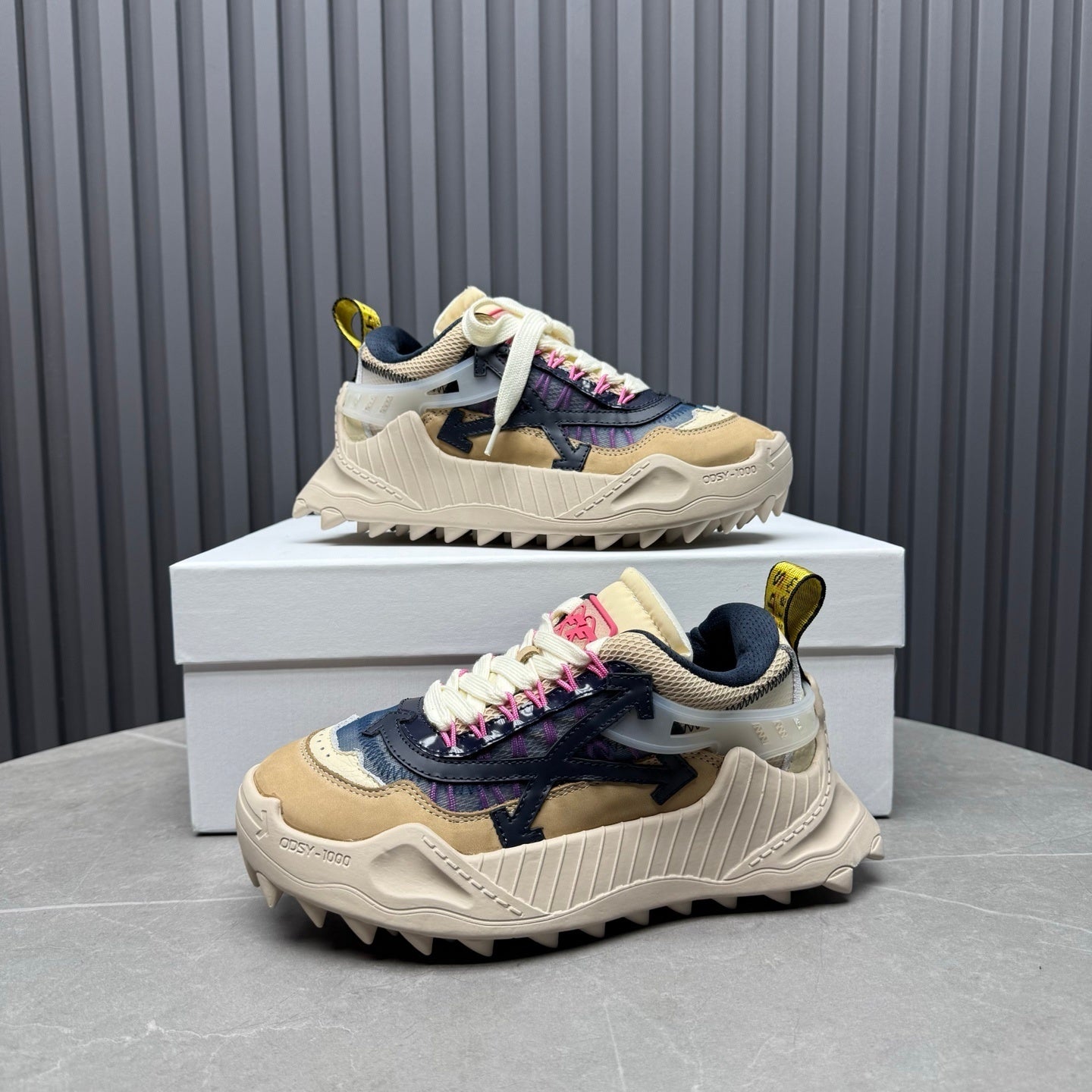 Off White 'ODSY-1000'