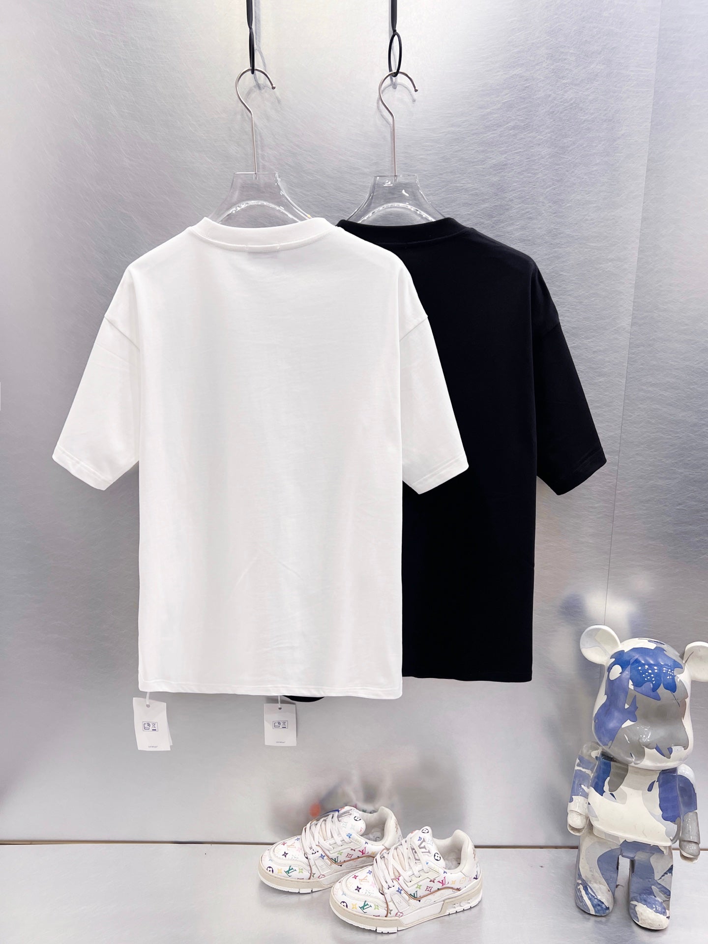 Camiseta OFF-WHITE (Oversized)