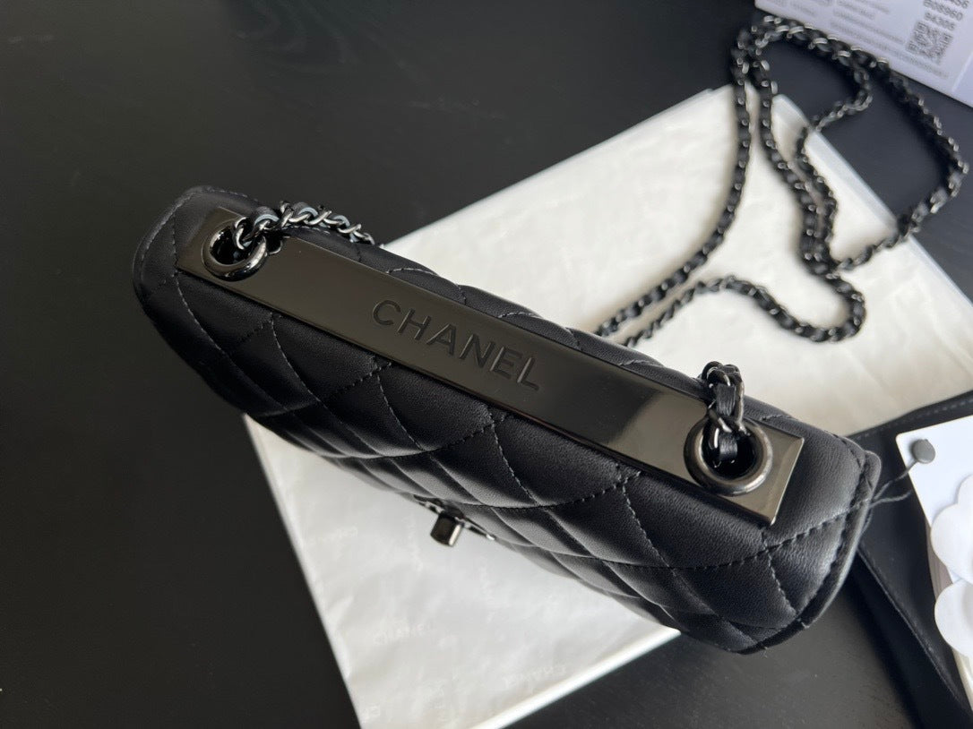 CHANEL ‘LAMBSKIN’