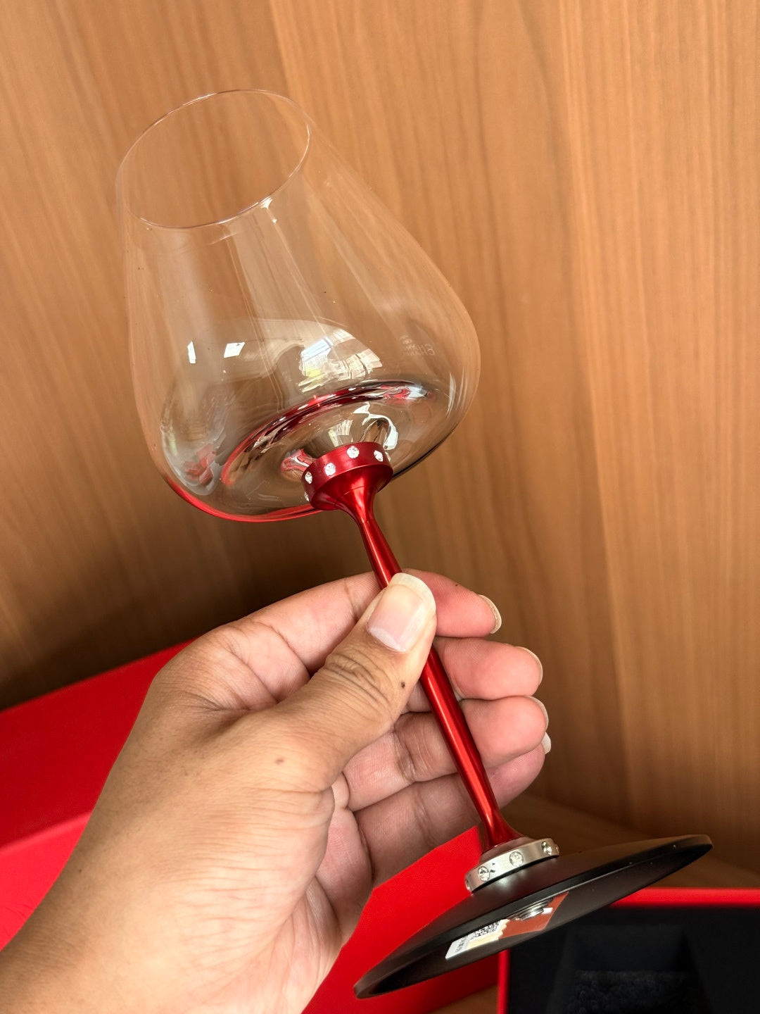 Baccarat 'Red Stem Wine Glass Set' (Cristal)