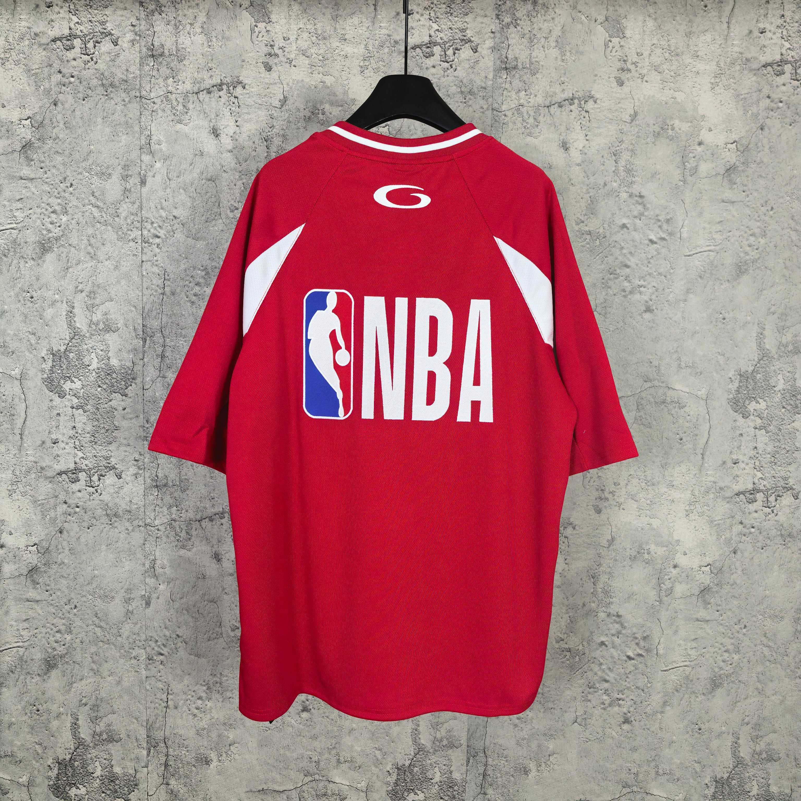 Camiseta BALENCIAGA x NBA (Oversized)