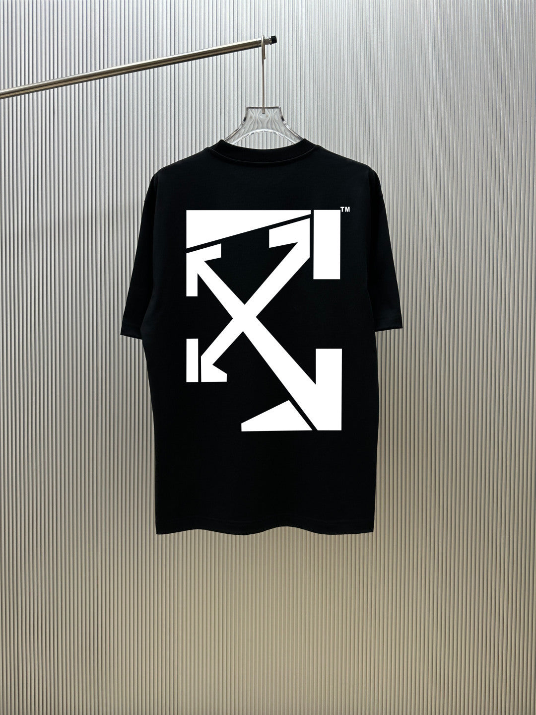 Camiseta OFF-WHITE (Oversized)