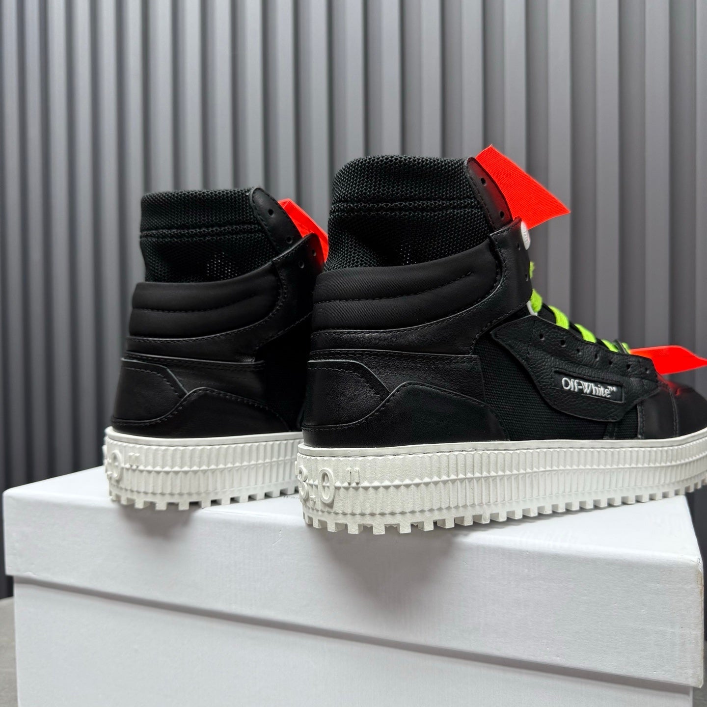 Off White 'Court 3.0'