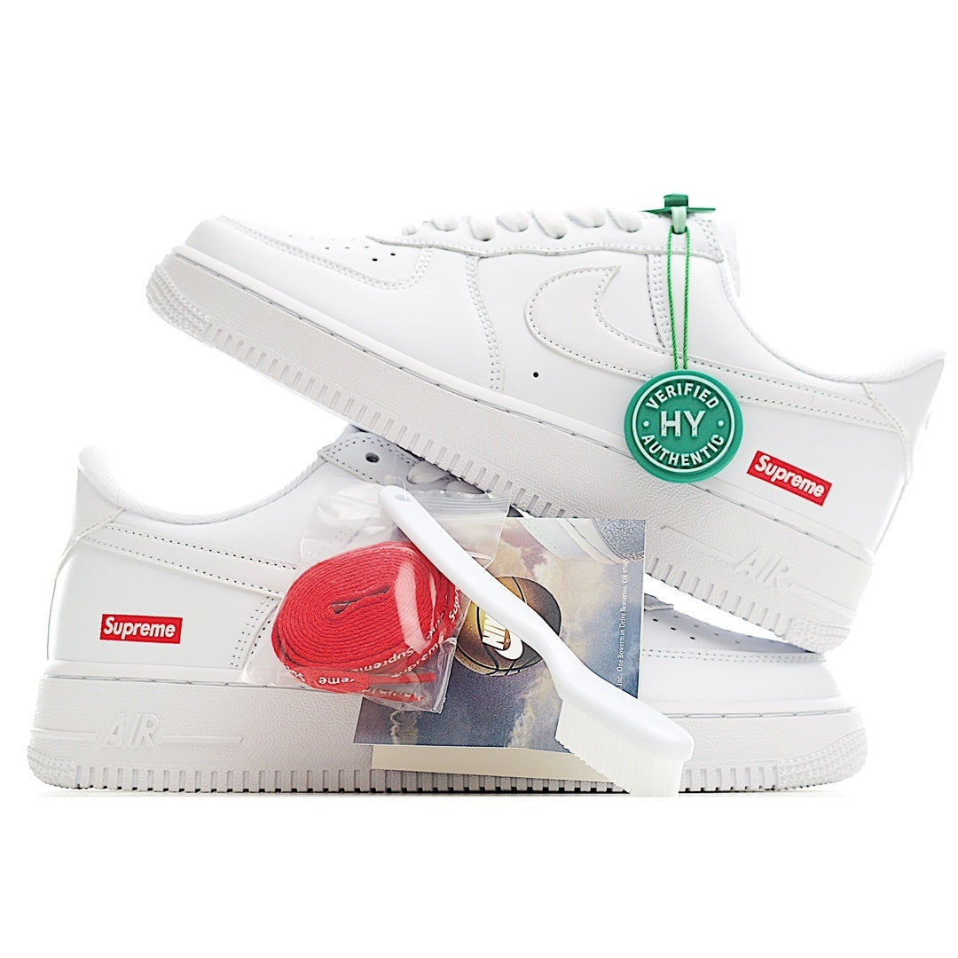 NIKE AIR FORCE 1 LOW x SUPREME
