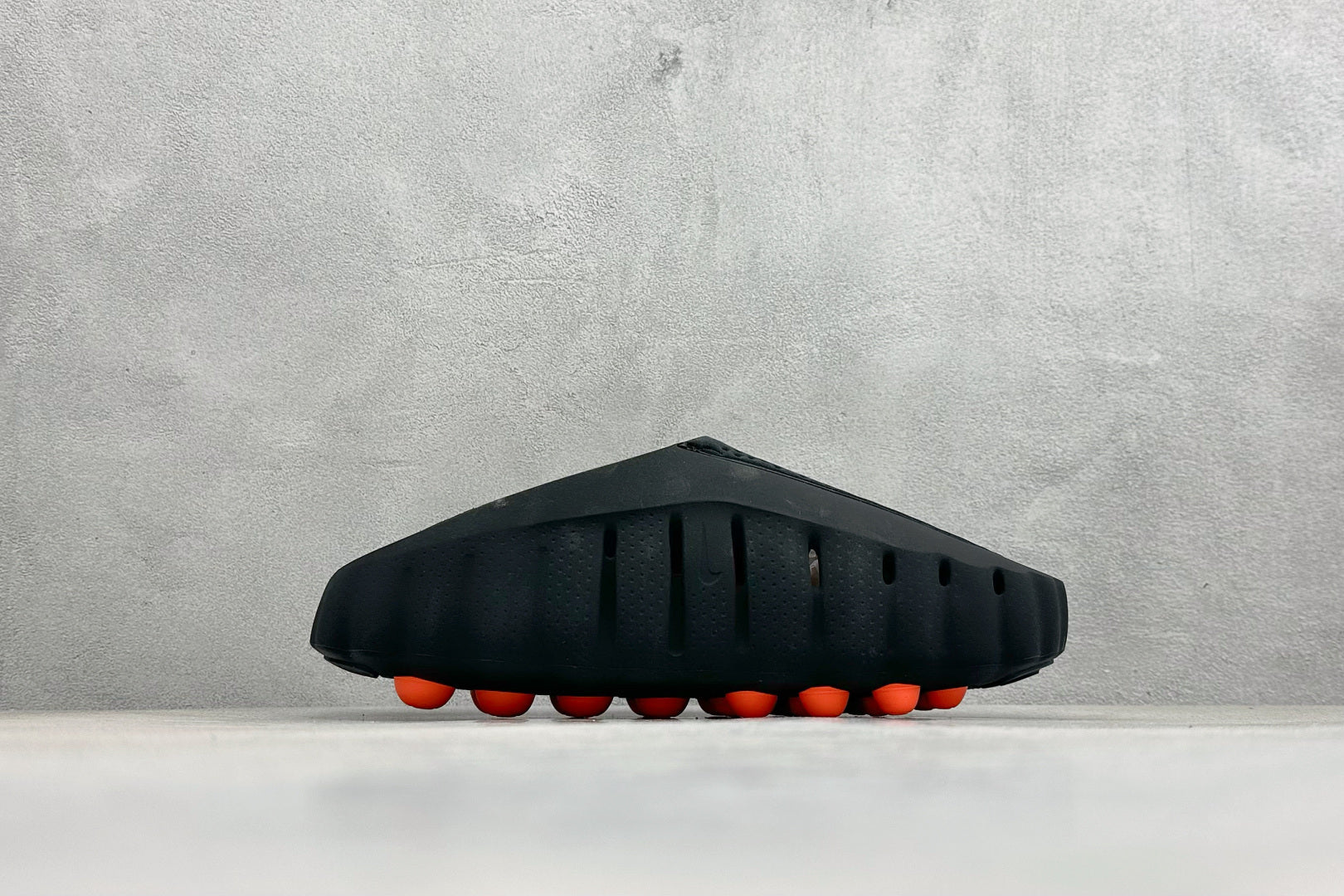 NIKE MIND 001