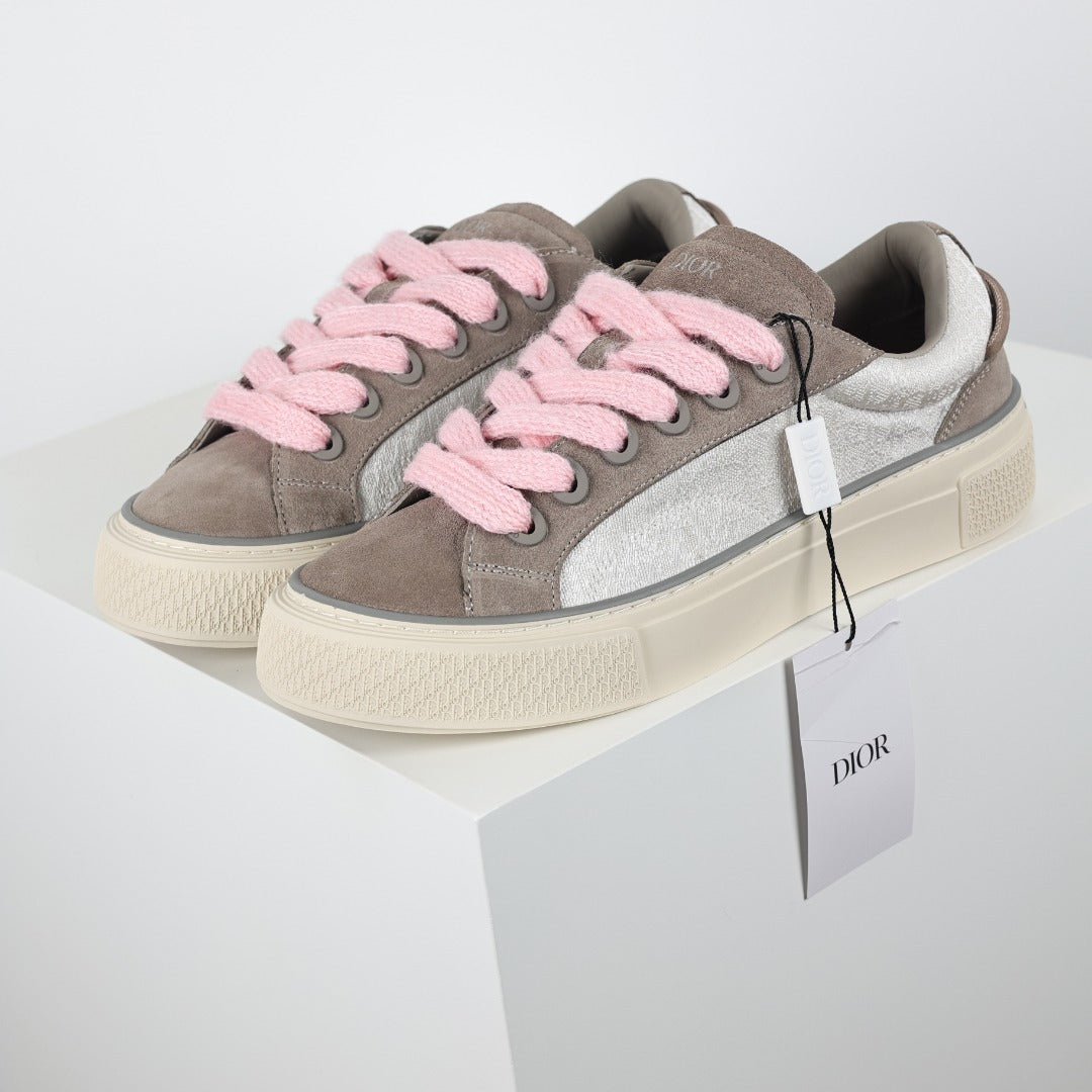 Dior B33 cinza e prata com cadarços rosa - vista principal em ângulo
