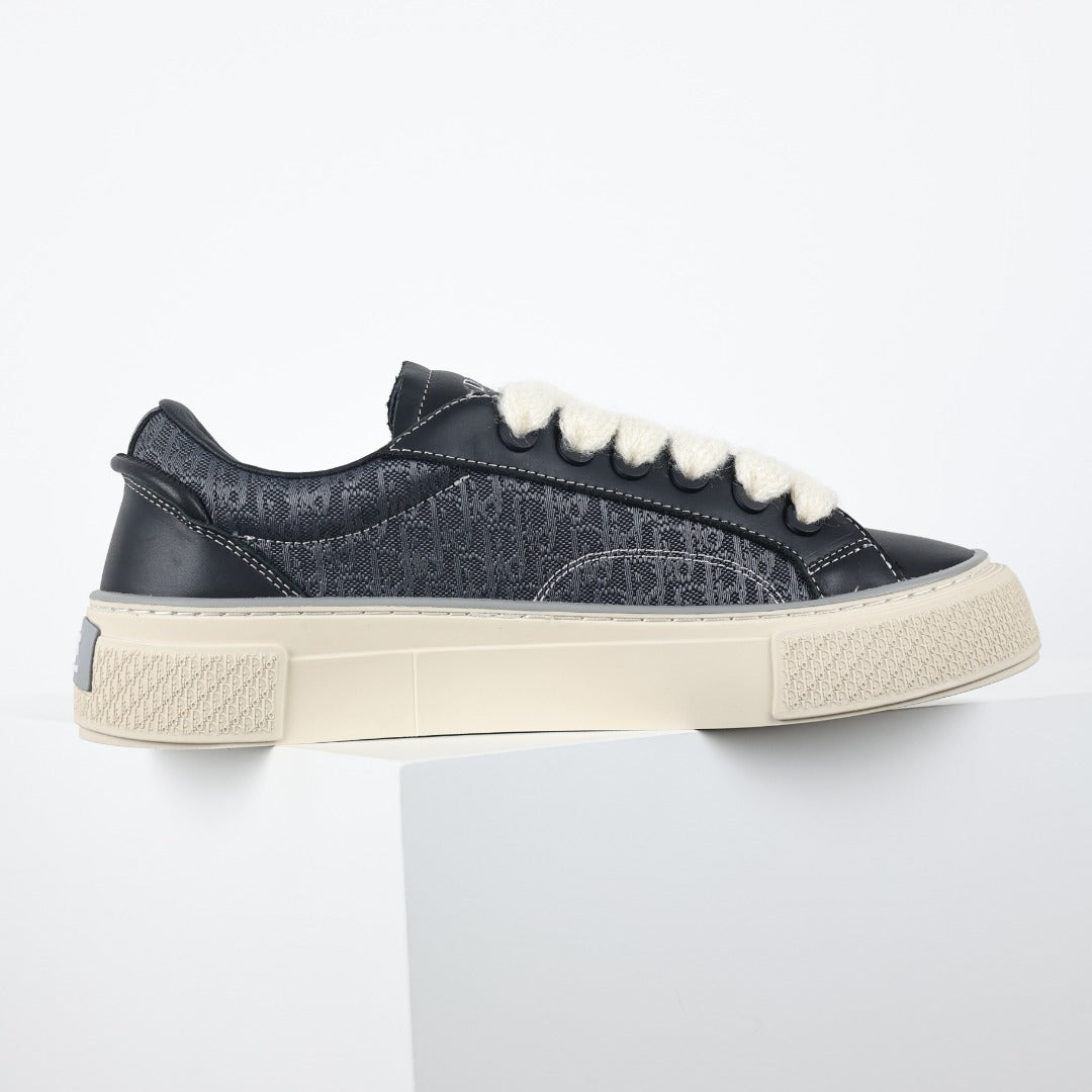 Dior B33 Spin preto - vista lateral
