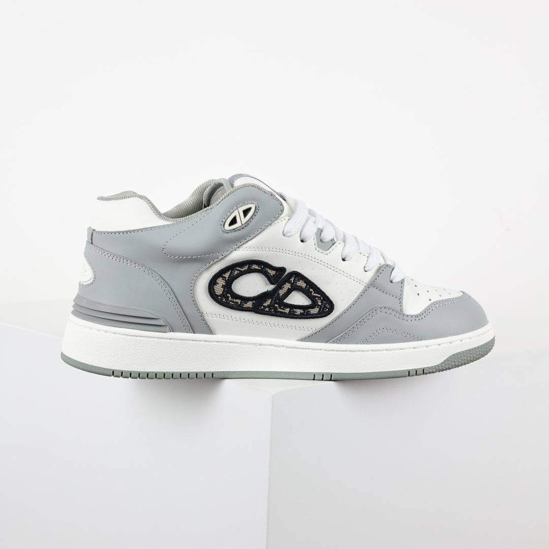 Dior B57 - vista lateral