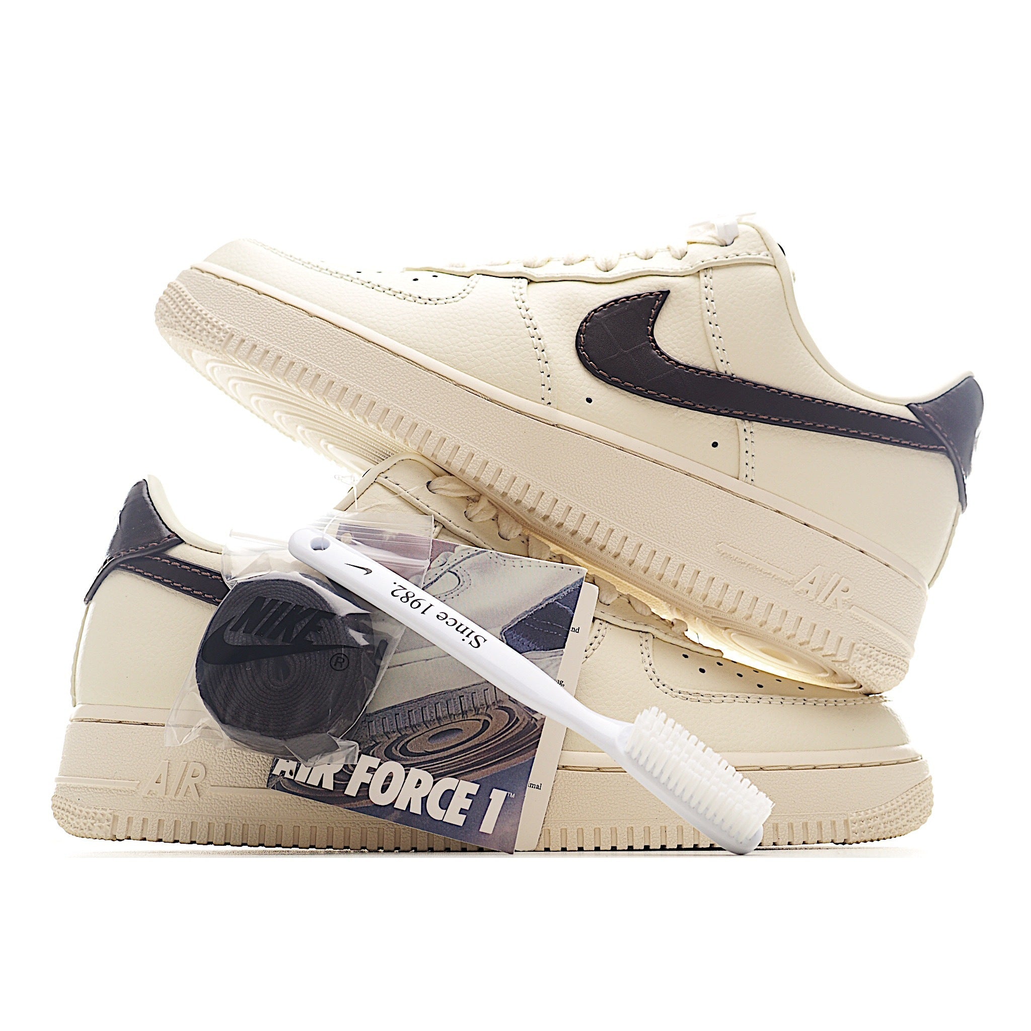 NIKE AIR FORCE 1 LOW LIGHT KHAKI