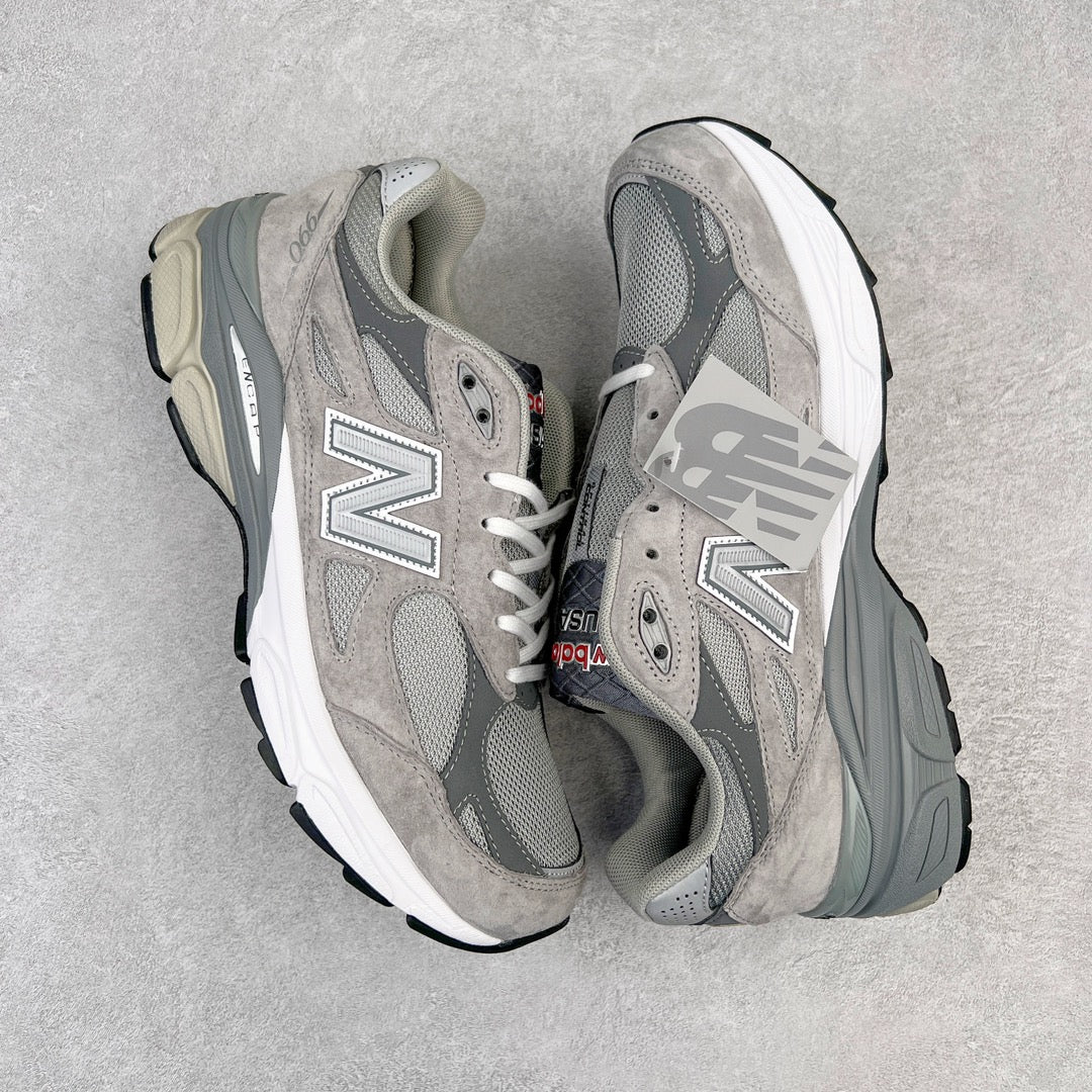 New Balance 990v6
