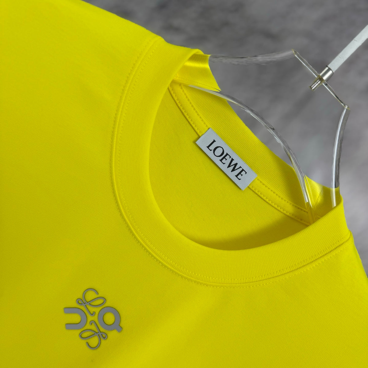 Camiseta LOEWE x ON RUNNING (Oversized)