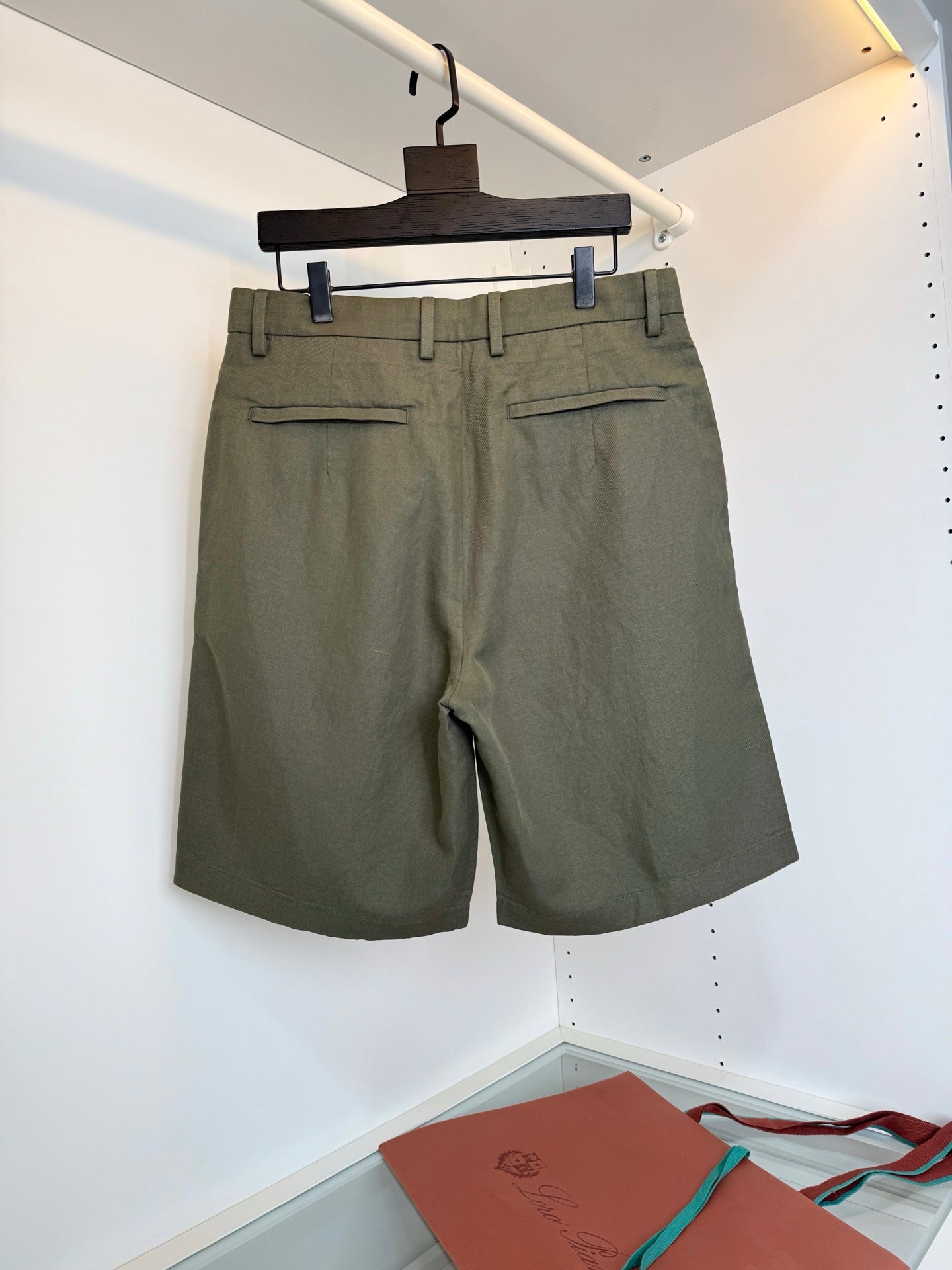 Bermuda LORO PIANA