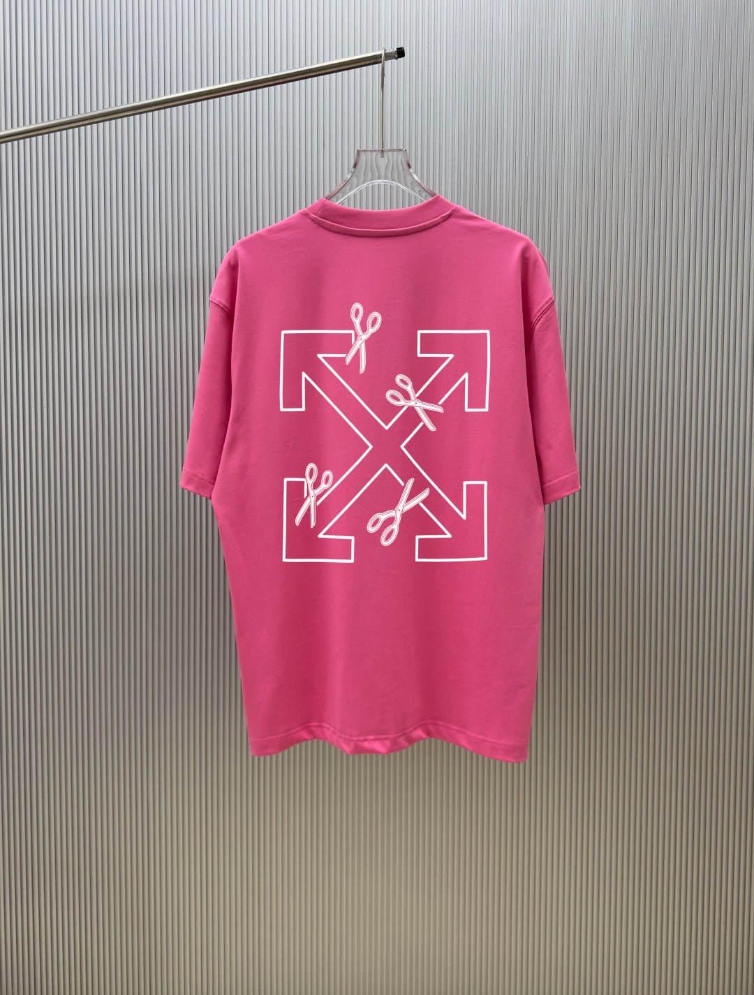 Camiseta OFF-WHITE (Oversized)
