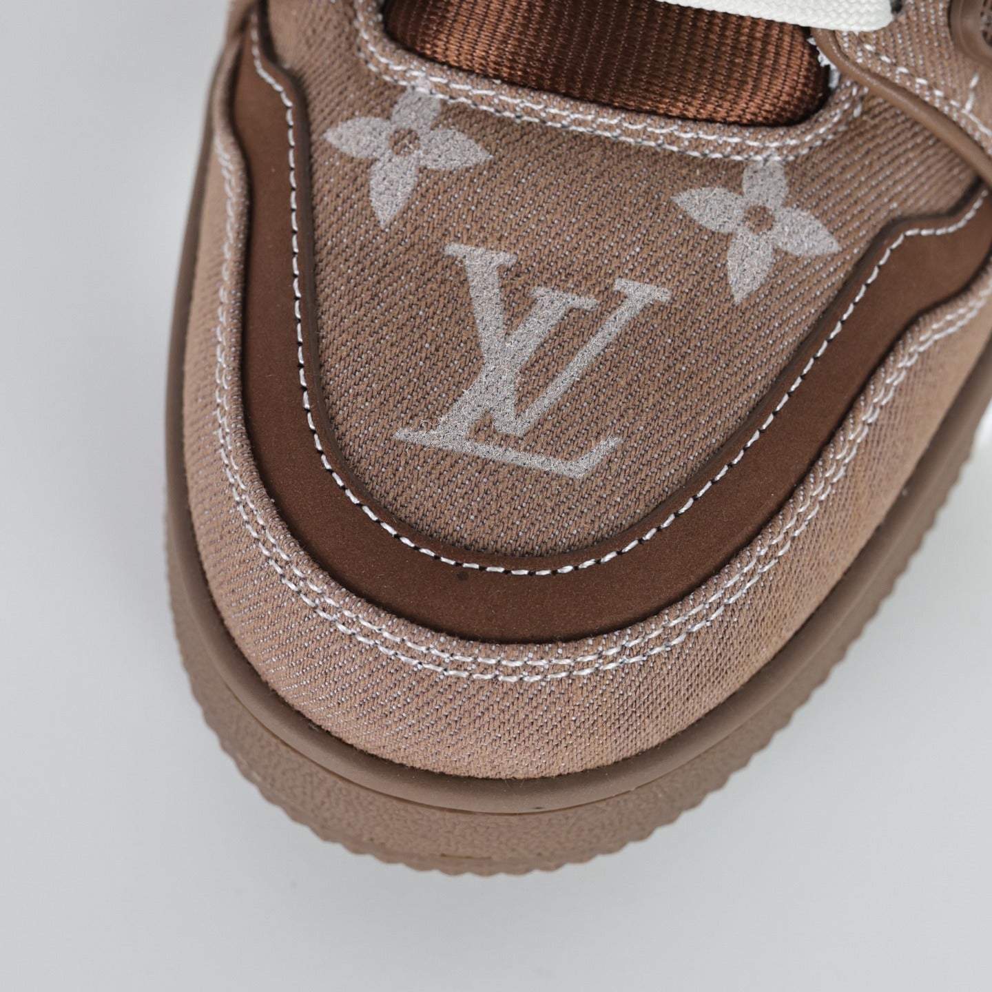 LOUIS VUITTON ´TRAINER`