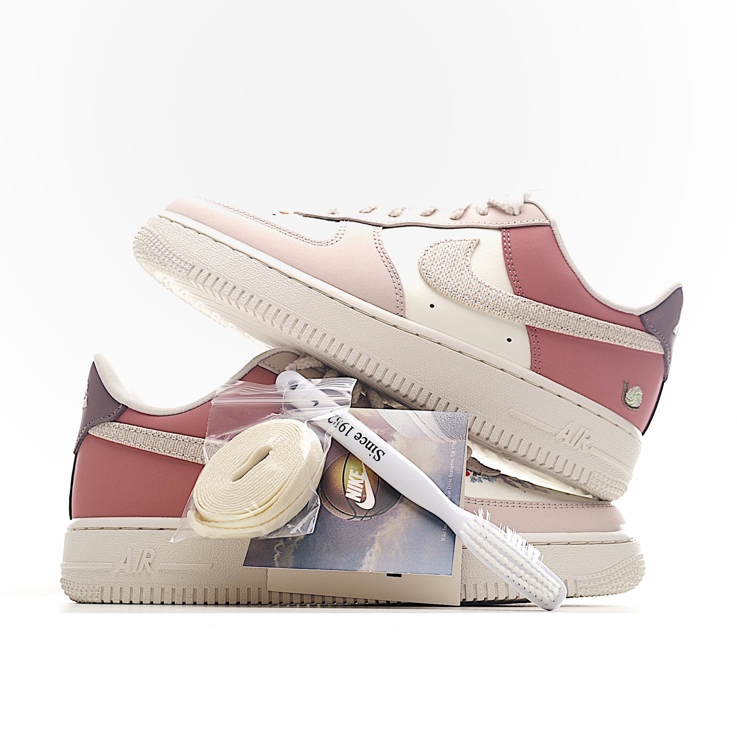 NIKE AIR FORCE 1 LOW MUSHROOM