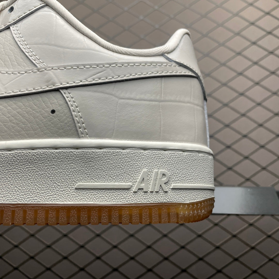 Nike Air Force 1 Low White Croc Gum - detalhe AIR