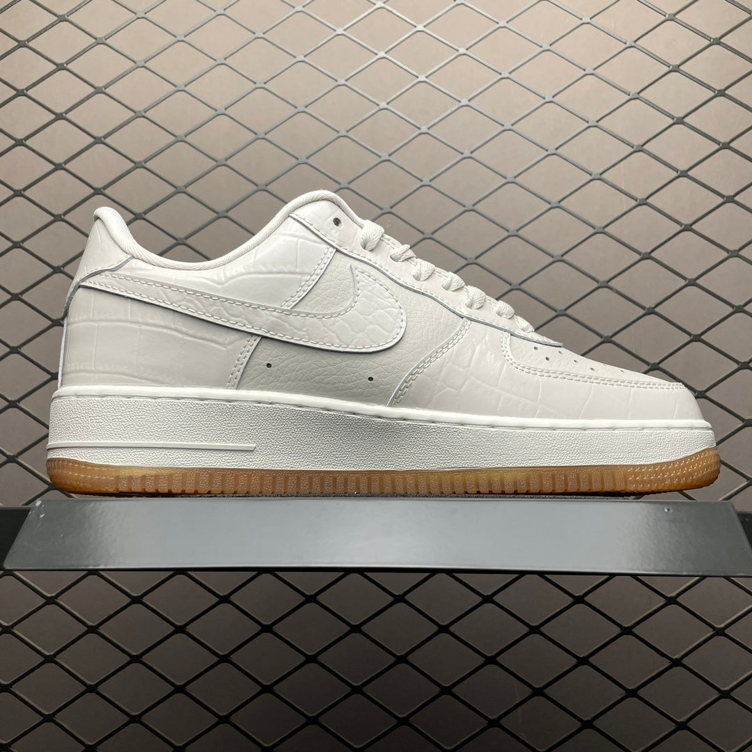 Nike Air Force 1 Low White Croc Gum - lateral